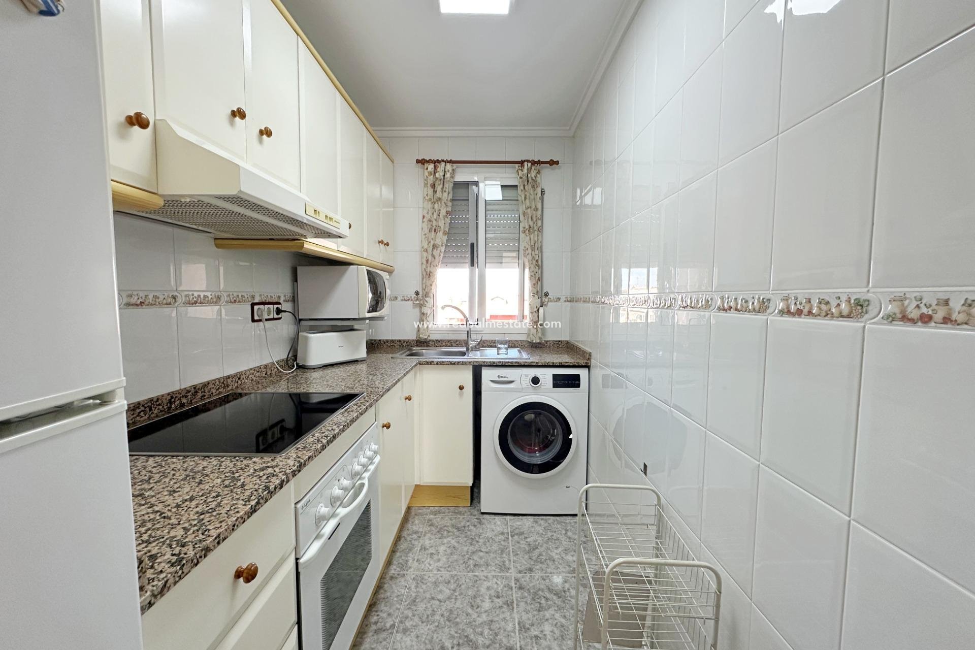 Reventa - Apartamento -
Torrevieja - Playa del Cura