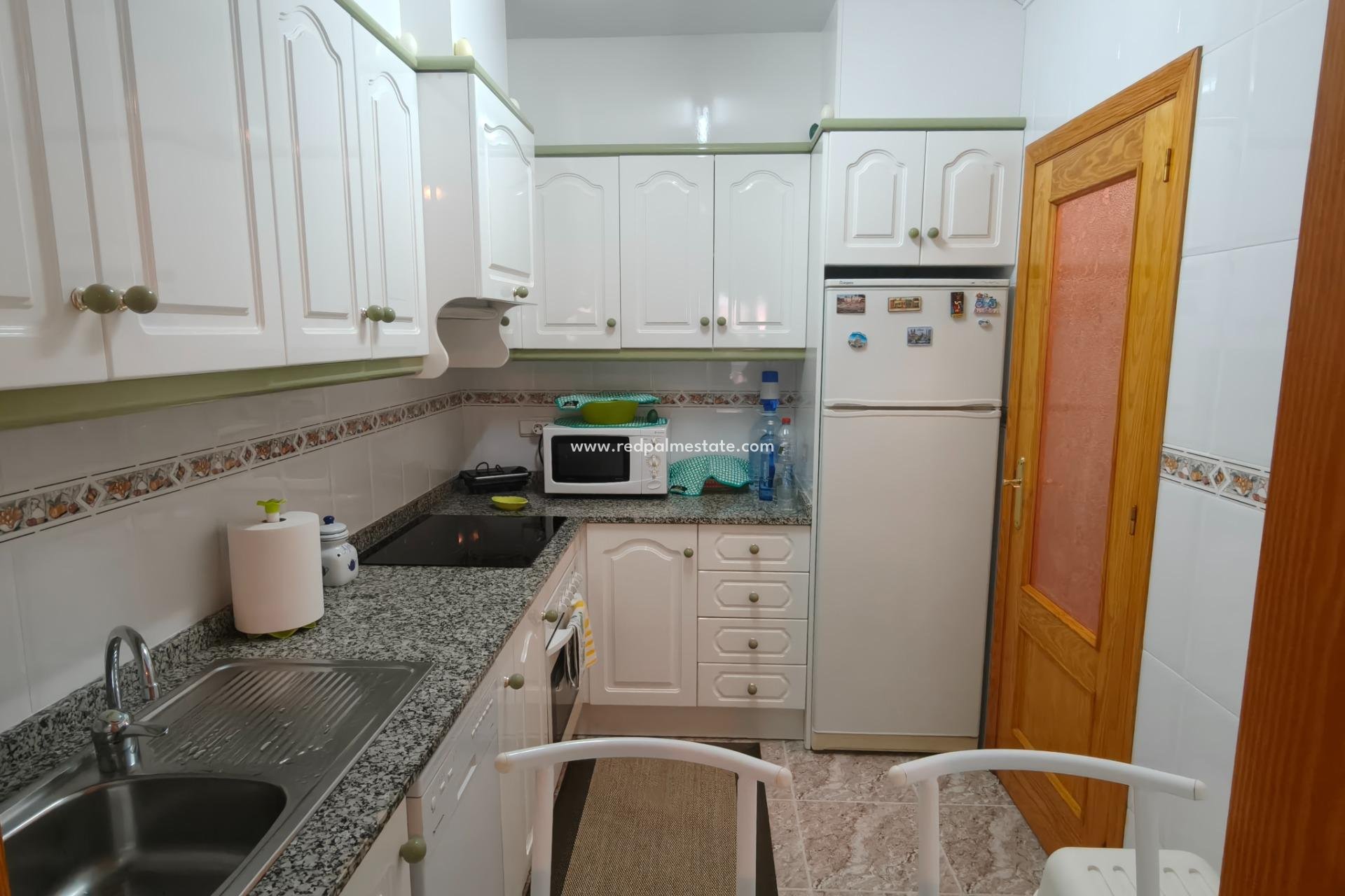 Reventa - Apartamento -
Torrevieja - Playa del Cura