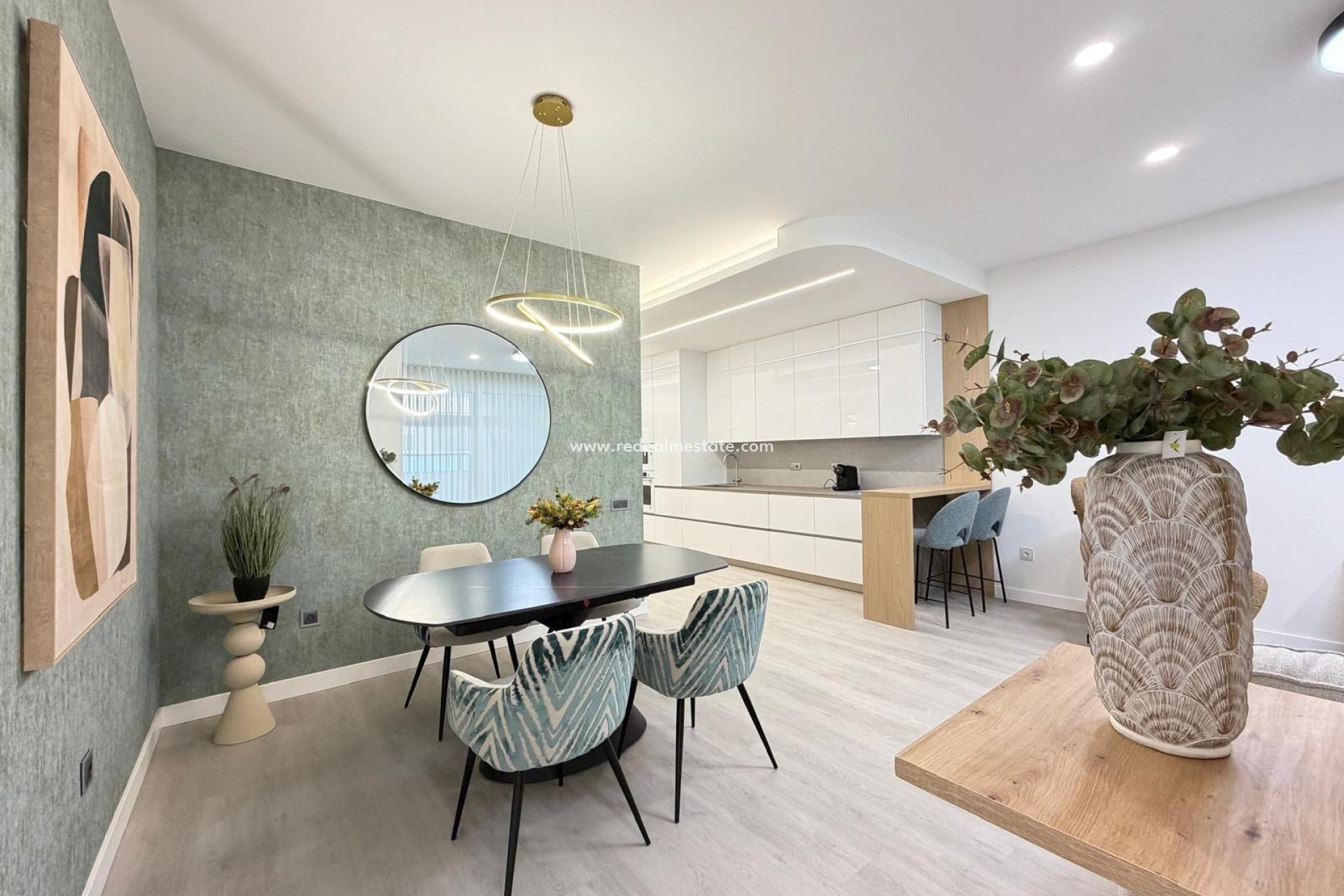 Reventa - Apartamento -
Torrevieja - Playa del Cura