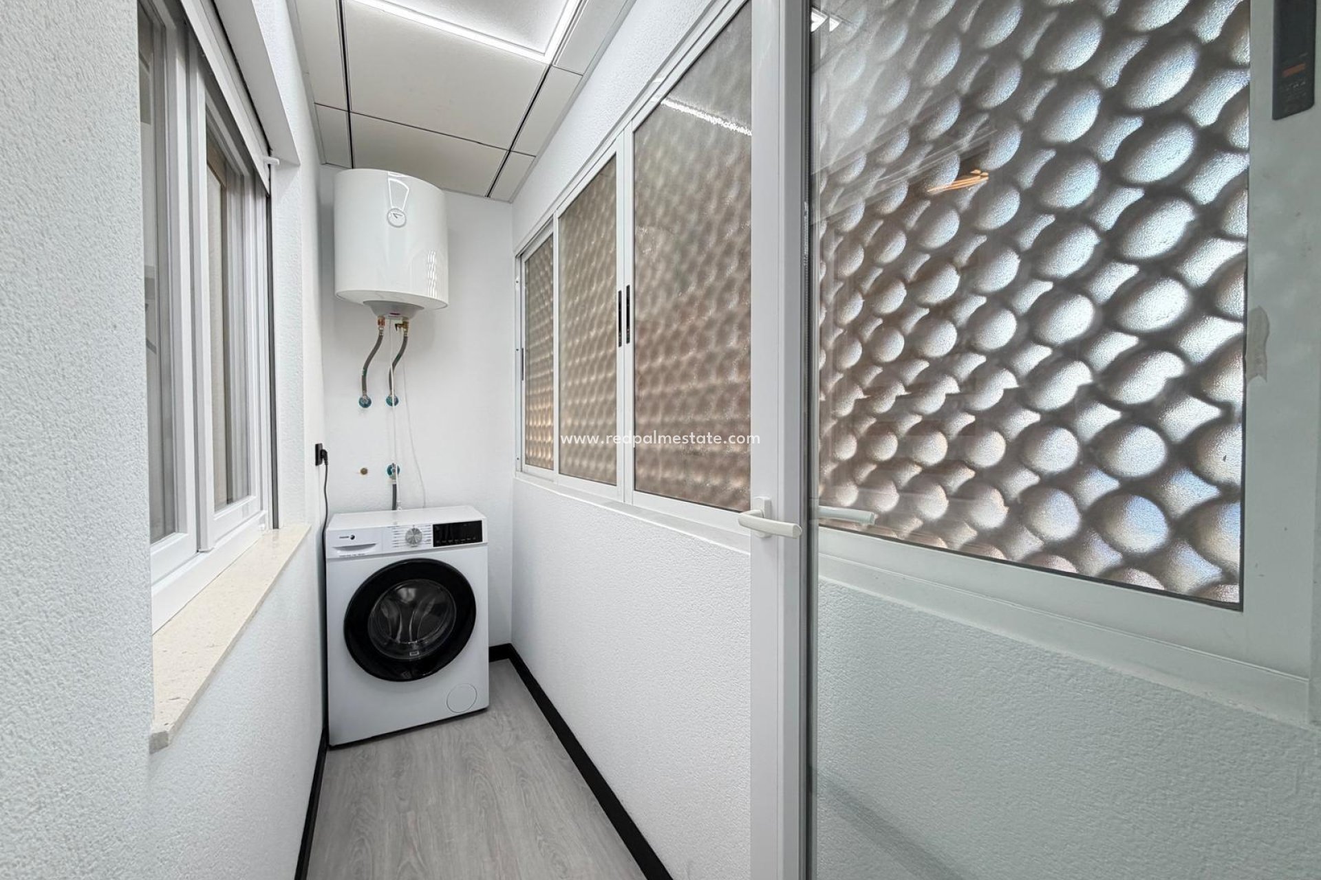 Reventa - Apartamento -
Torrevieja - Playa del Cura