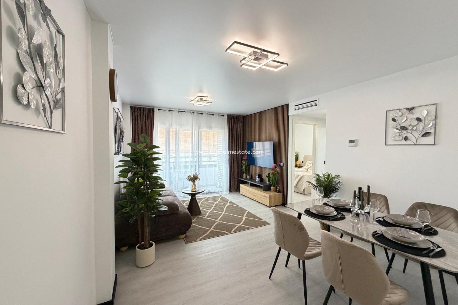 Reventa - Apartamento -
Torrevieja - Playa del Cura