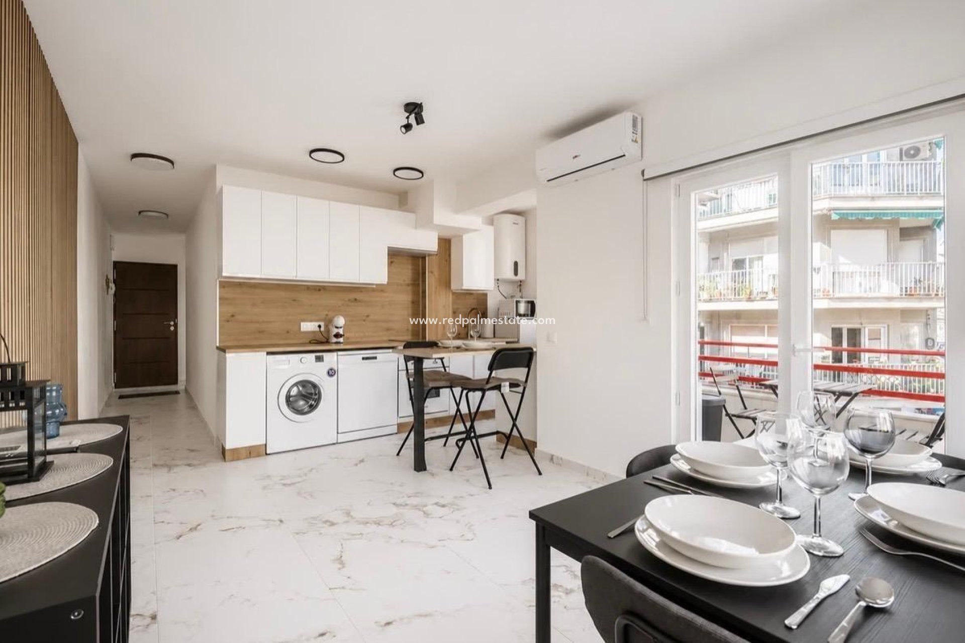 Reventa - Apartamento -
Torrevieja - Playa del Cura