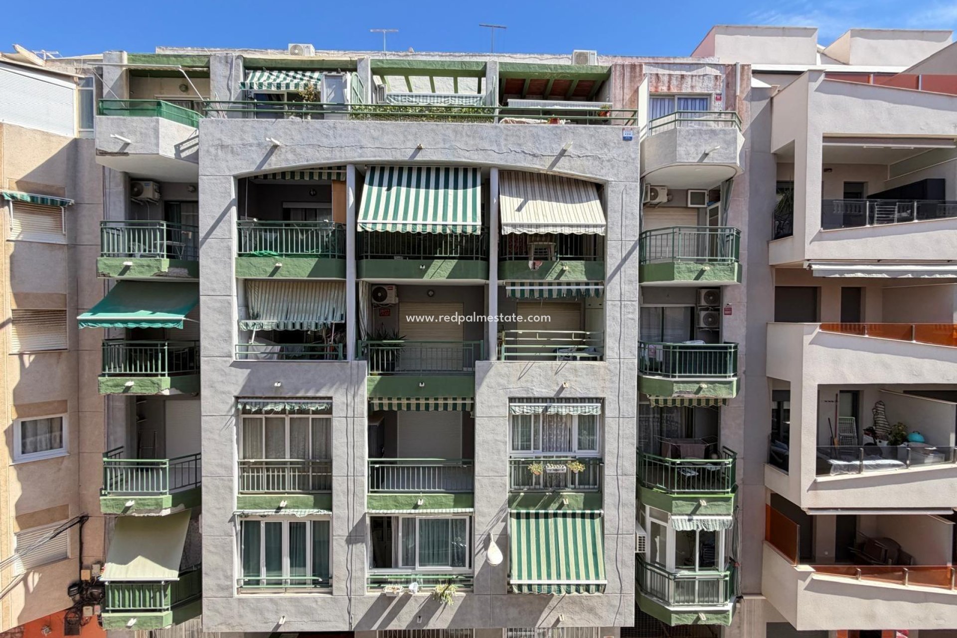 Reventa - Apartamento -
Torrevieja - Playa del Cura