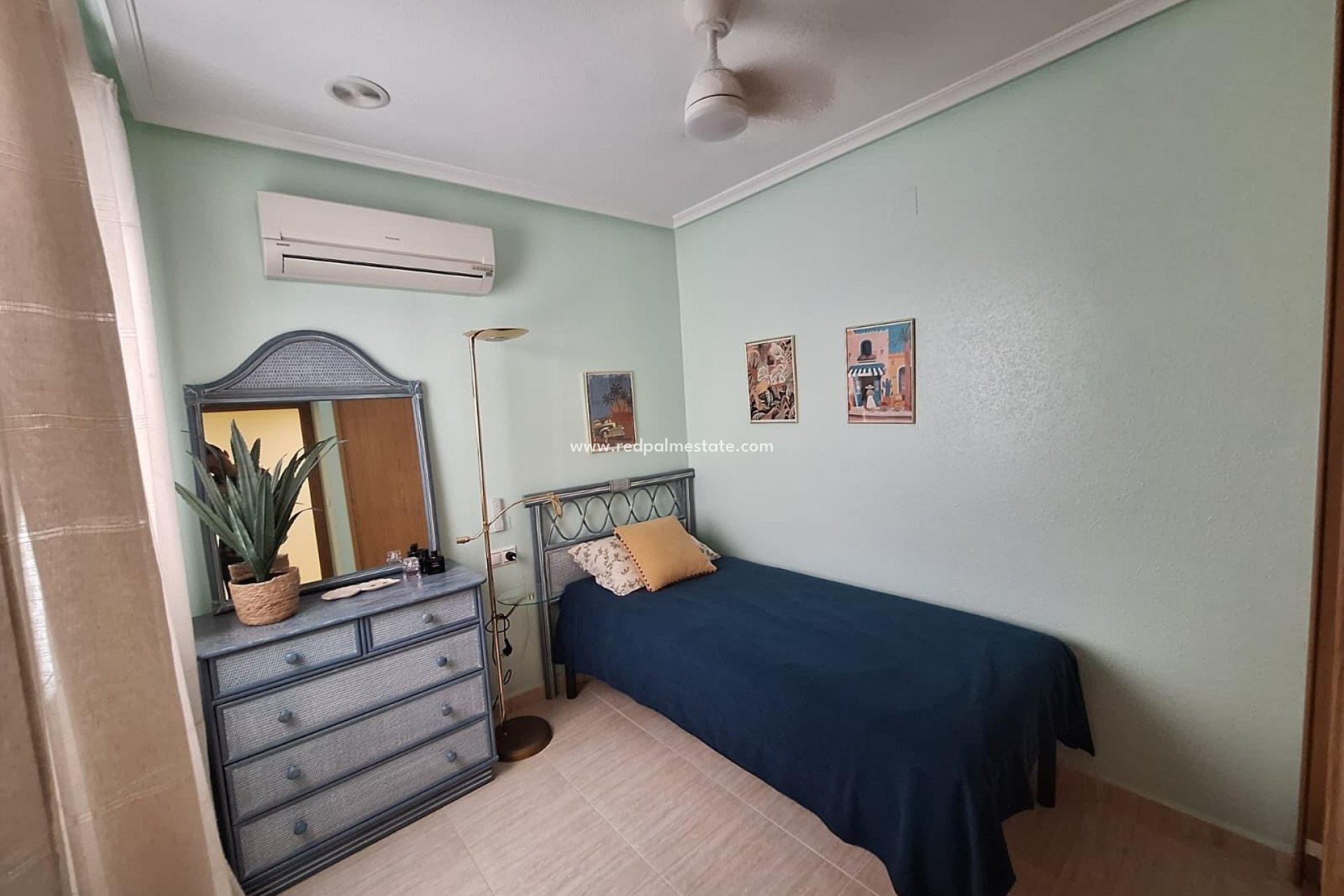 Reventa - Apartamento -
Torrevieja - Playa del Cura