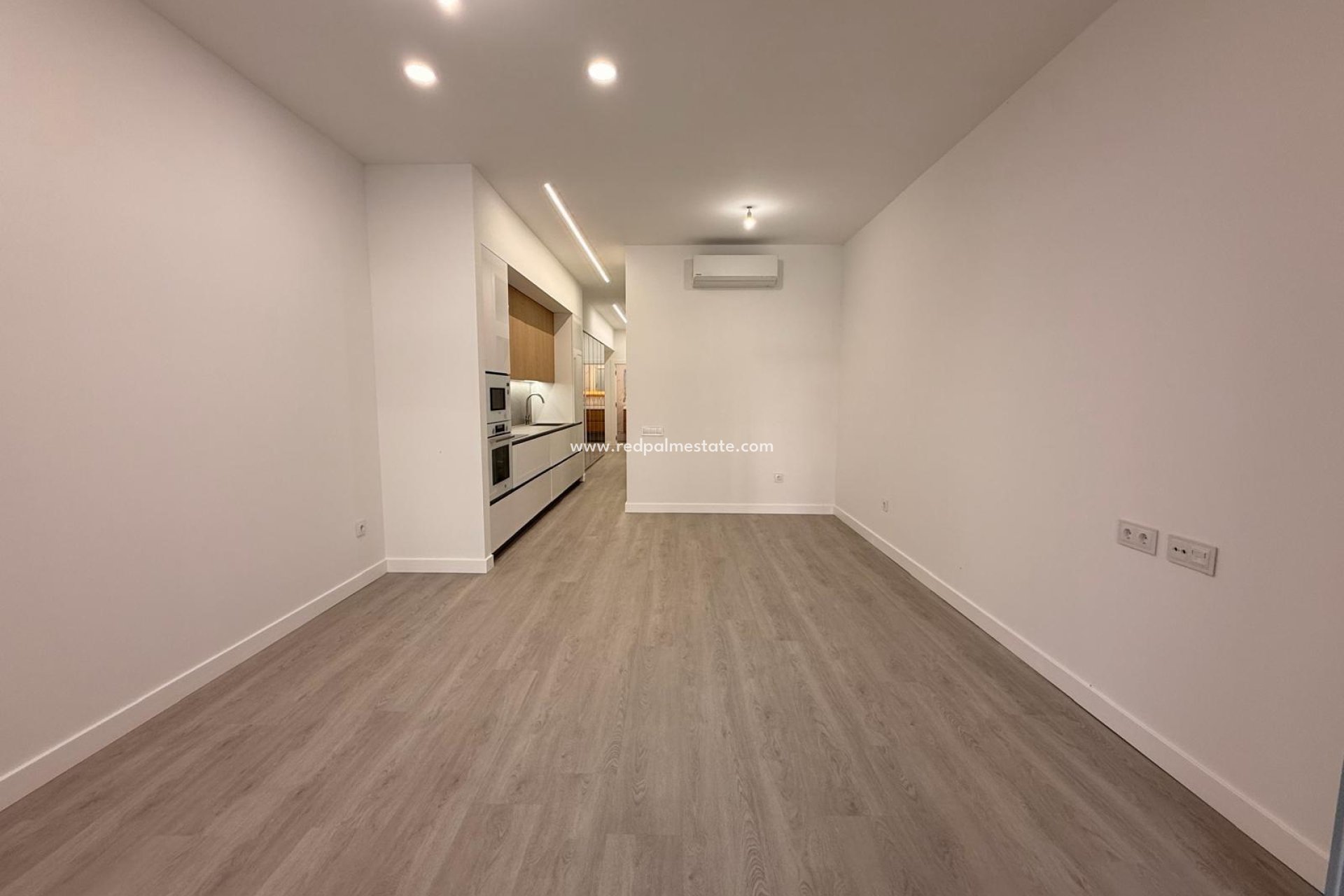 Reventa - Apartamento -
Torrevieja - Playa del Cura