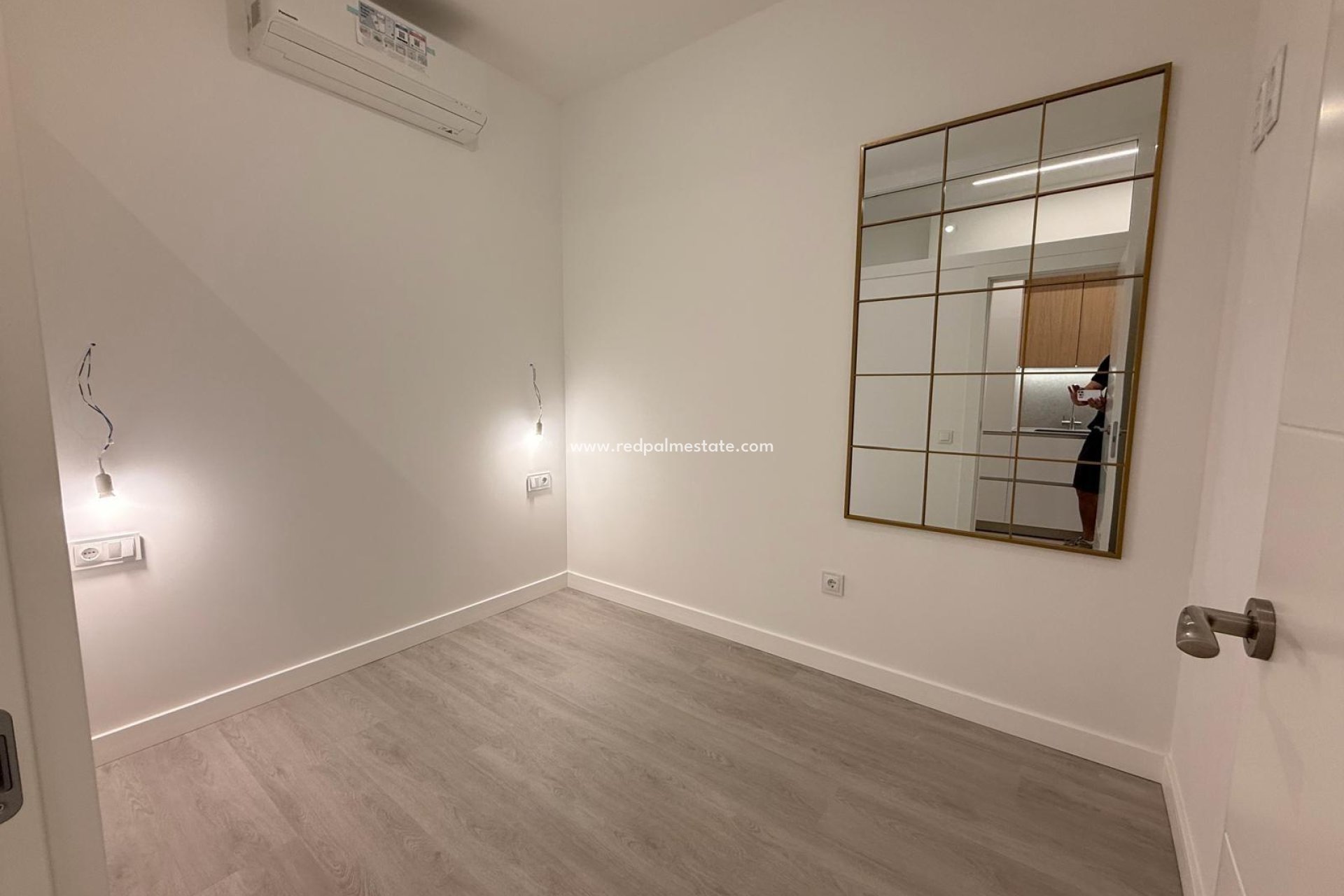 Reventa - Apartamento -
Torrevieja - Playa del Cura