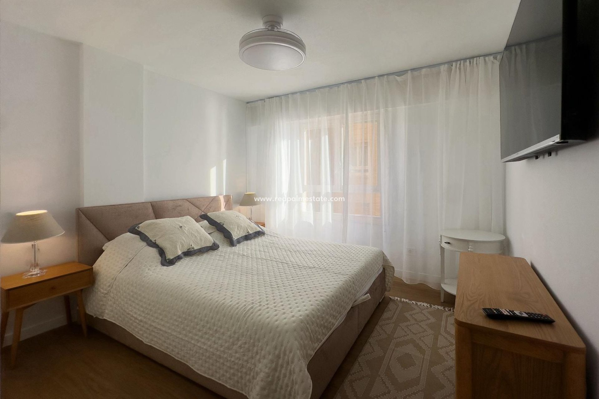 Reventa - Apartamento -
Torrevieja - Playa del Cura