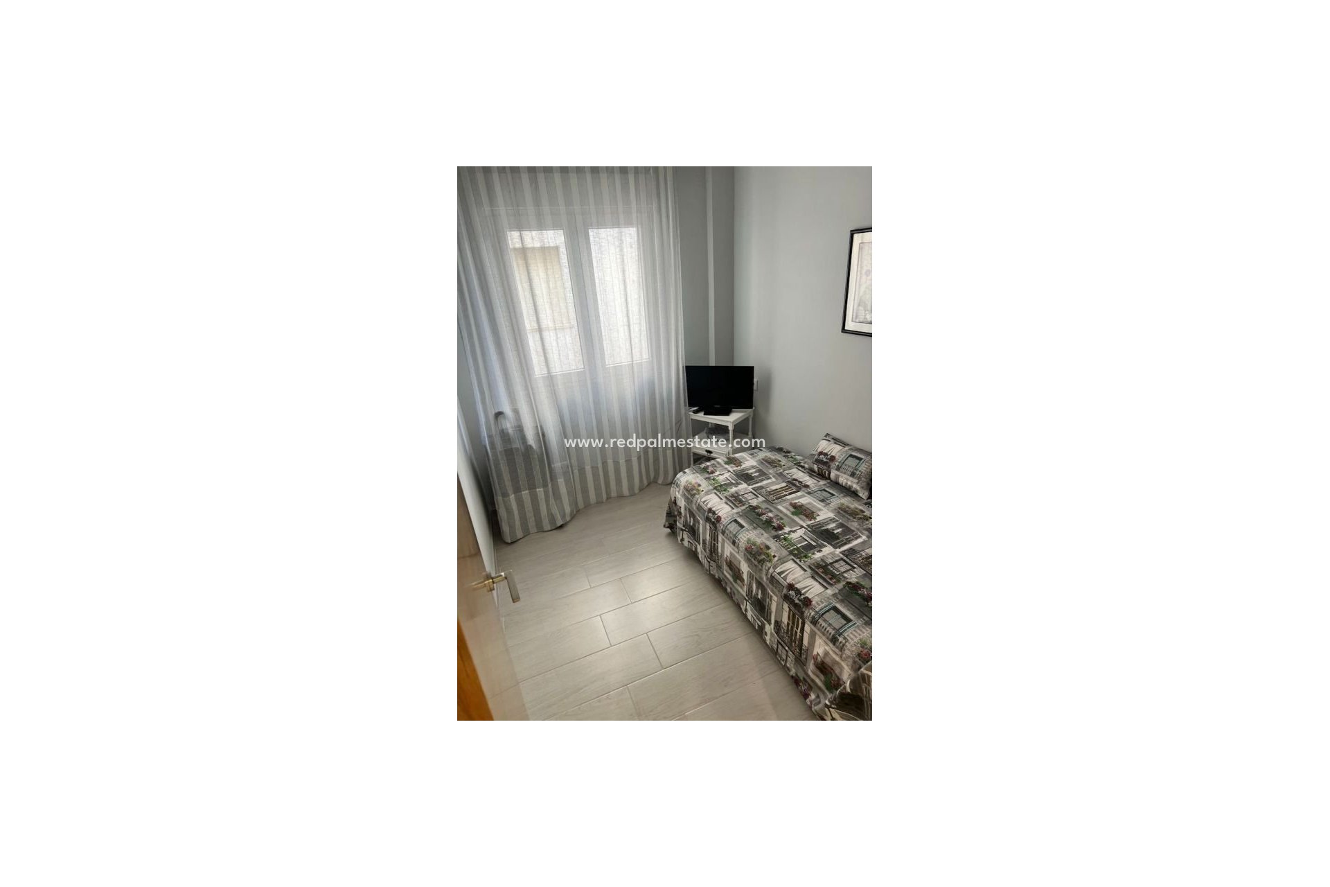 Reventa - Apartamento -
Torrevieja - Playa del Cura