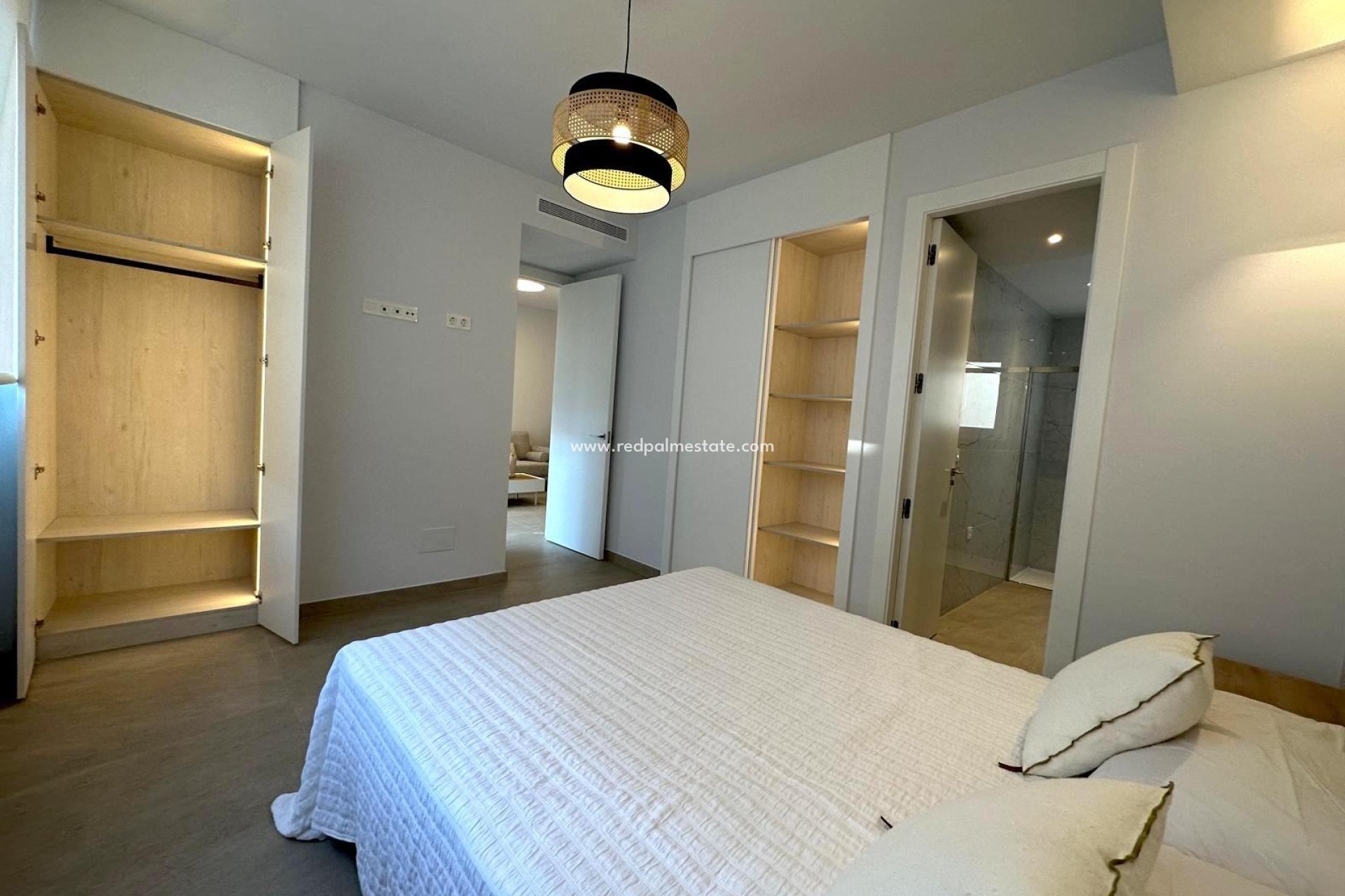 Reventa - Apartamento -
Torrevieja - Playa del Cura