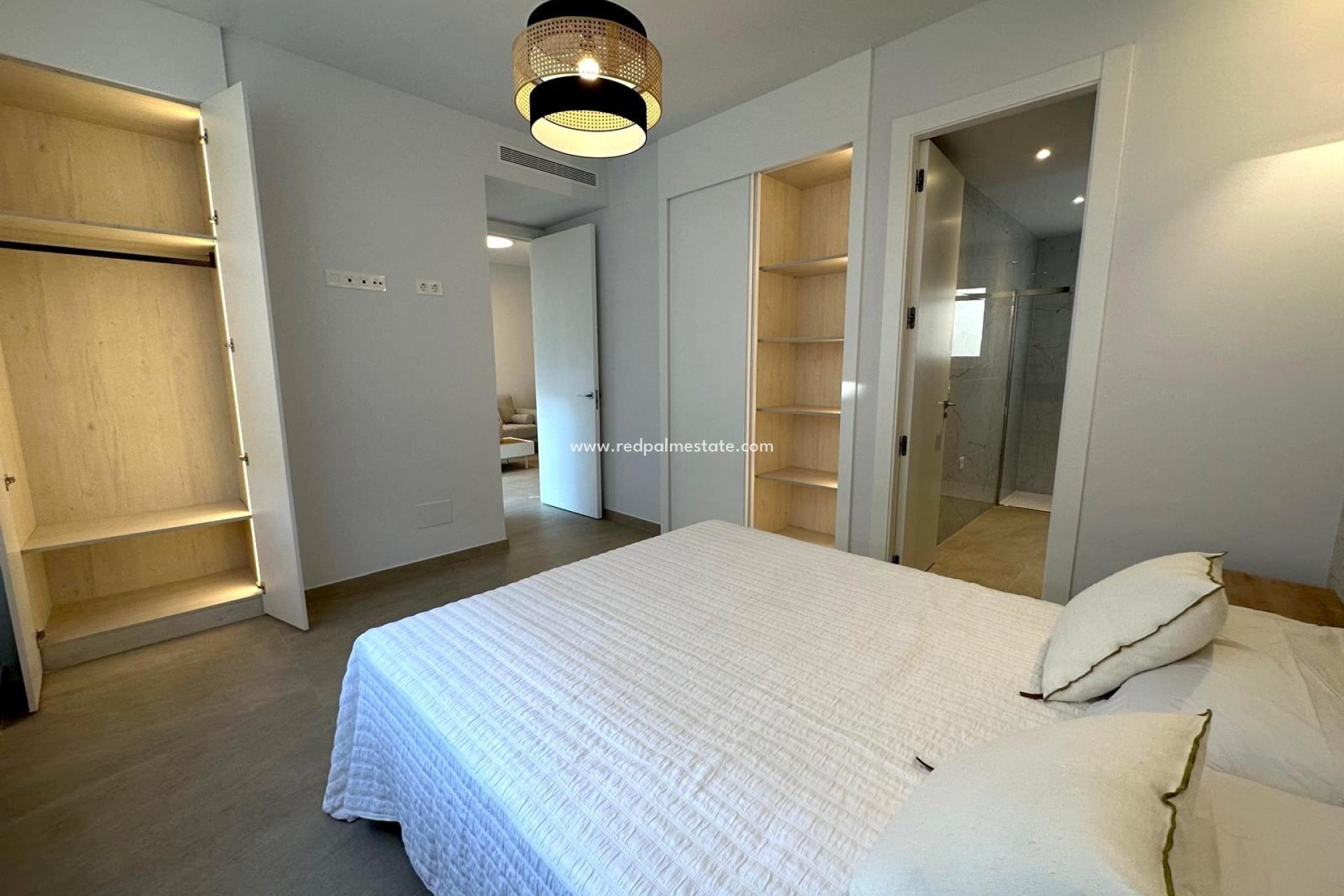 Reventa - Apartamento -
Torrevieja - Playa del Cura