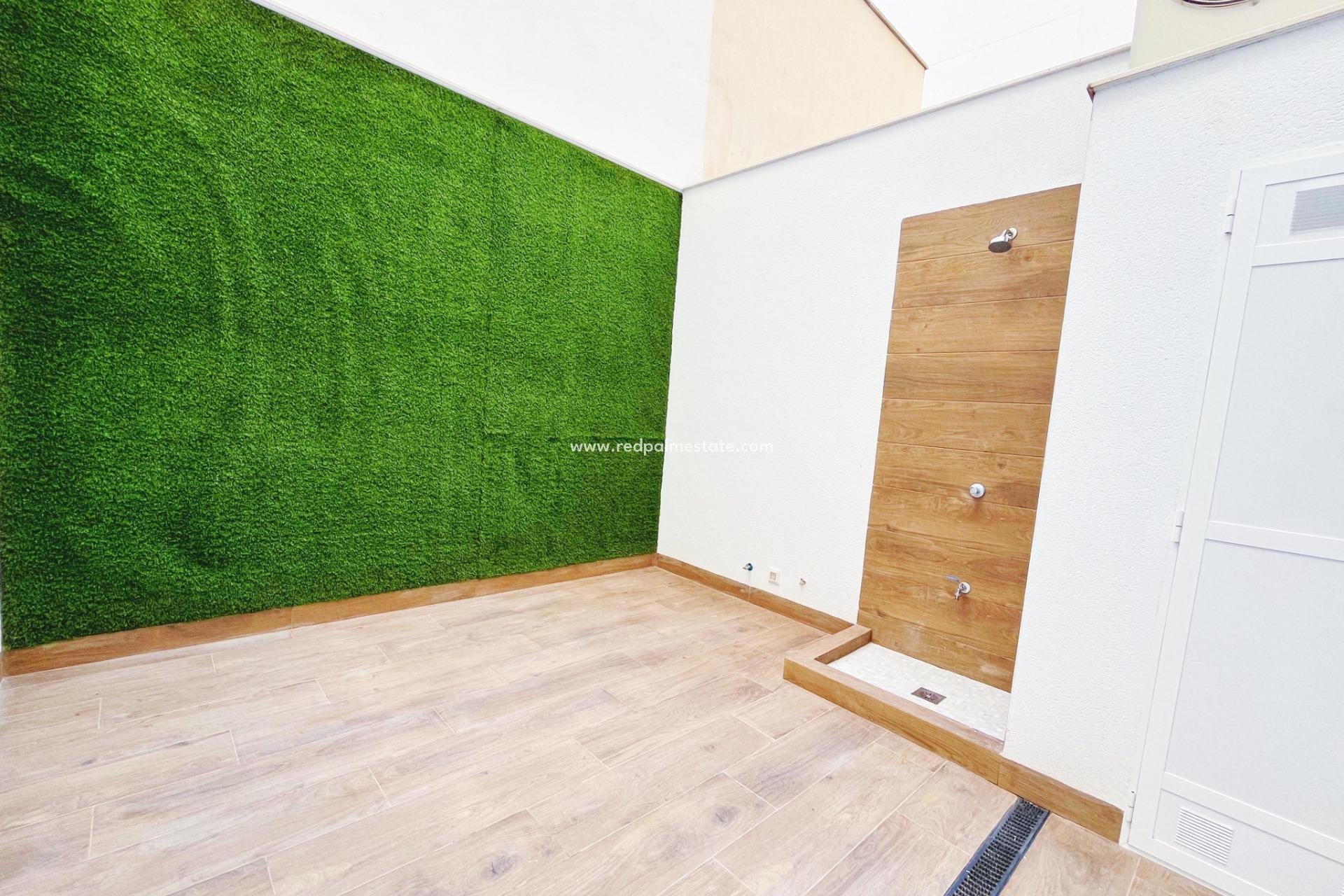 Reventa - Apartamento -
Torrevieja - Playa del Cura