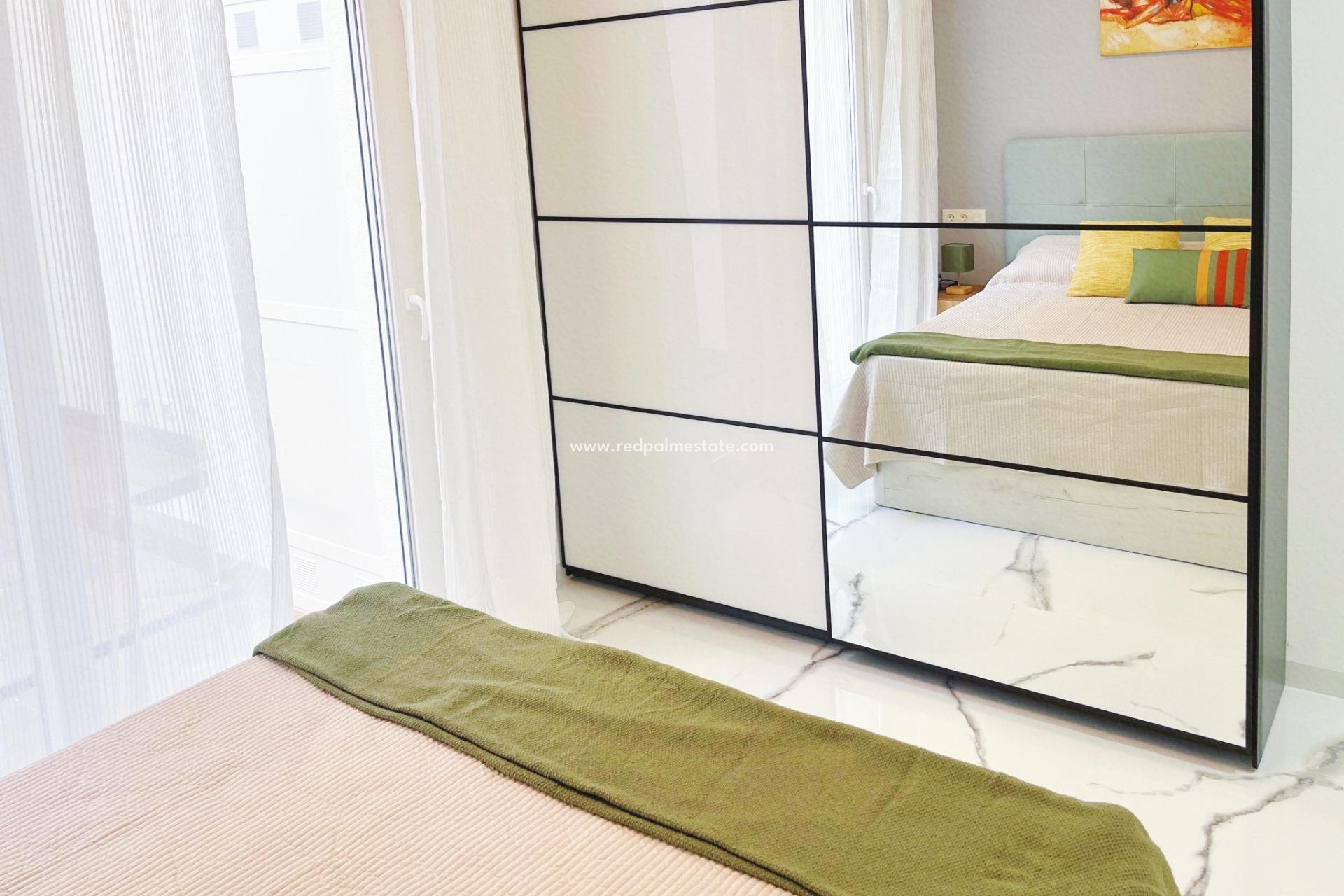 Reventa - Apartamento -
Torrevieja - Playa del Cura