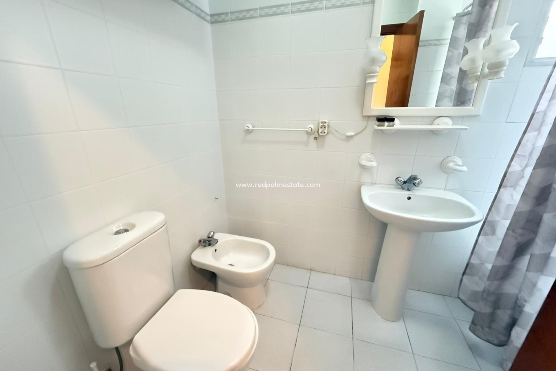 Reventa - Apartamento -
Torrevieja - Playa del Cura