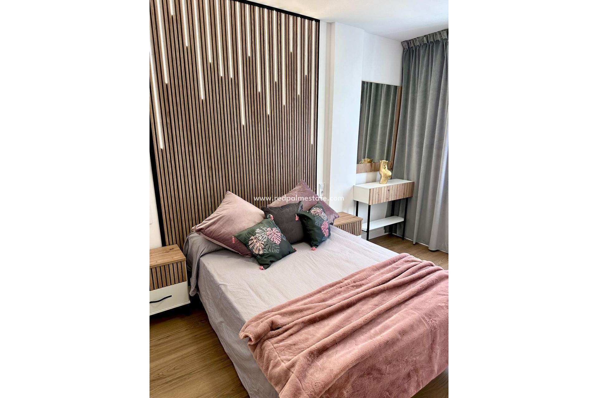 Reventa - Apartamento -
Torrevieja - Playa del Cura