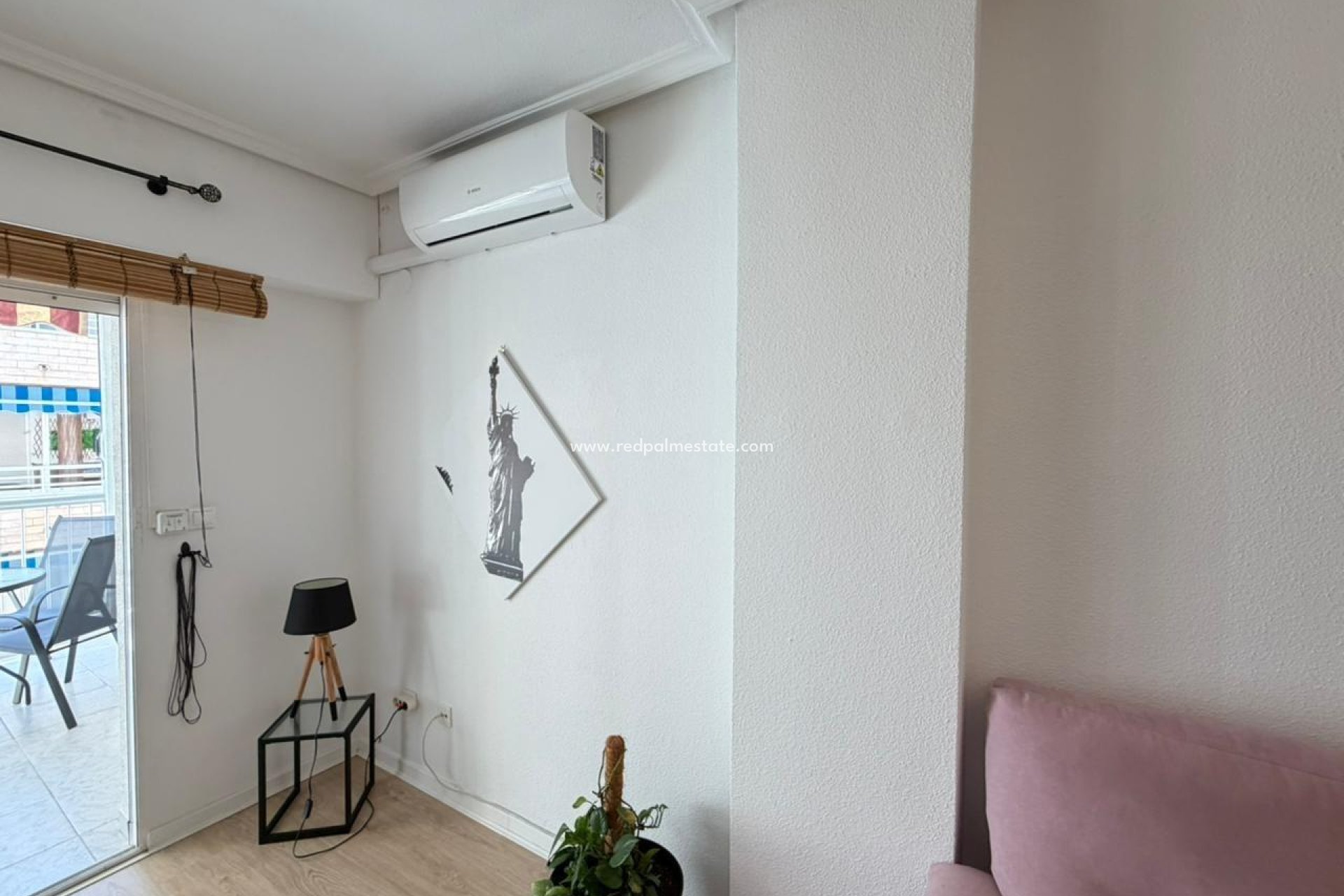 Reventa - Apartamento -
Torrevieja - Playa del Cura