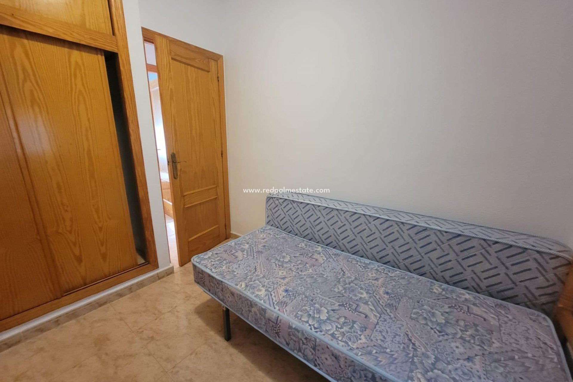 Reventa - Apartamento -
Torrevieja - Playa del Cura