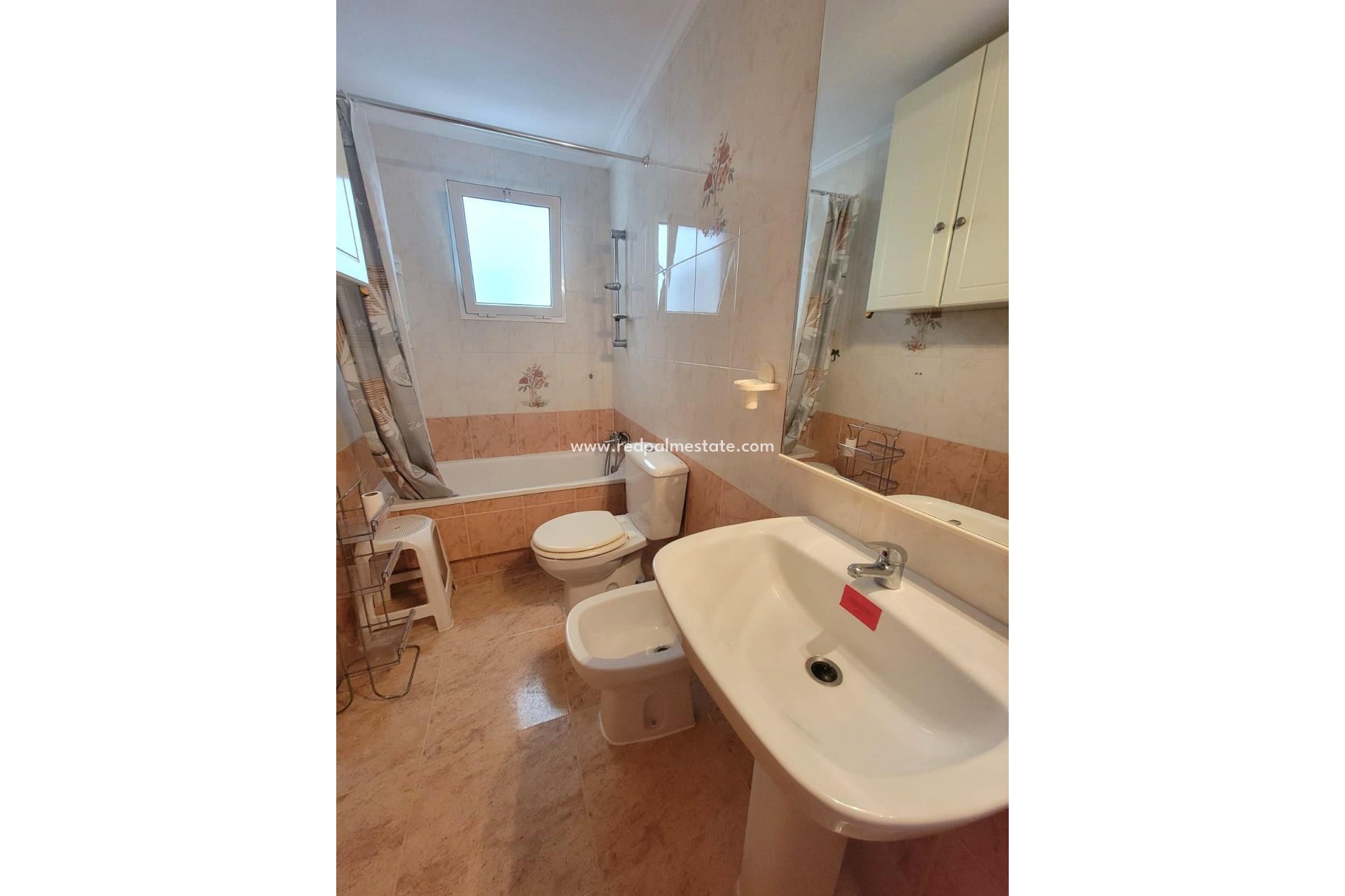 Reventa - Apartamento -
Torrevieja - Playa del Cura