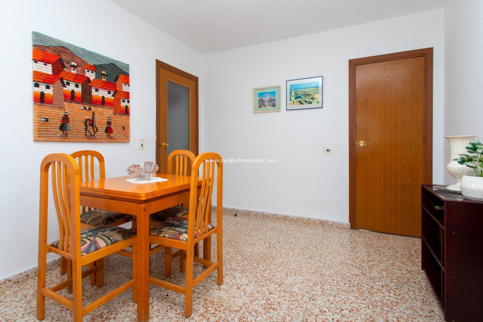 Reventa - Apartamento -
Torrevieja - Playa del Cura