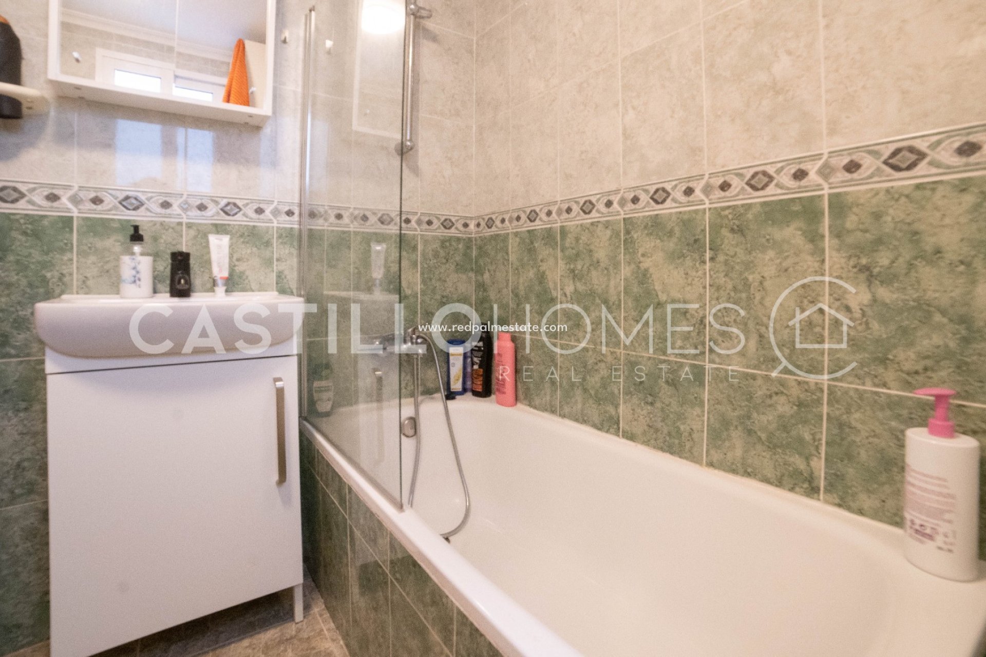 Reventa - Apartamento -
Torrevieja - Playa del Cura