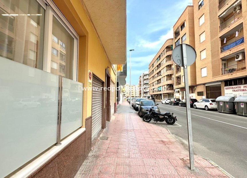 Reventa - Apartamento -
Torrevieja - Playa del Cura