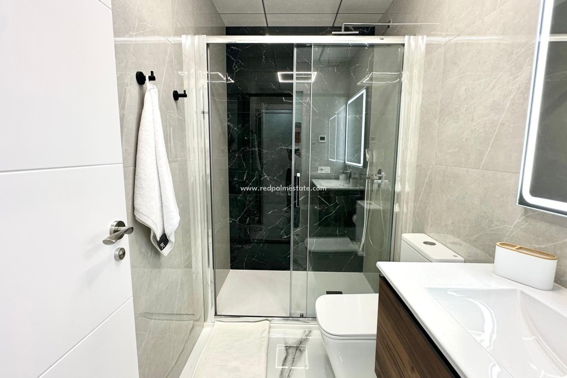 Reventa - Apartamento -
Torrevieja - Playa del Cura