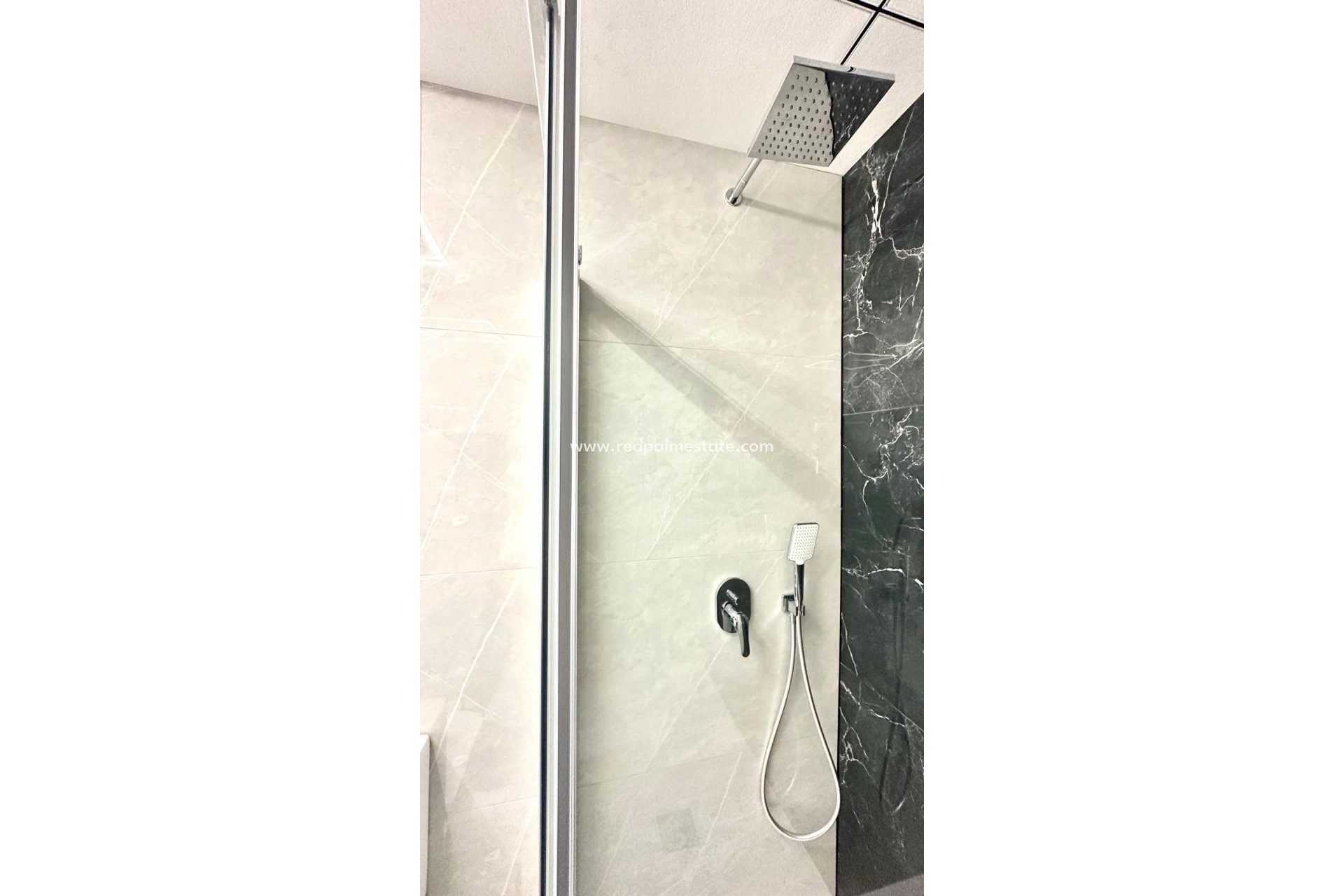 Reventa - Apartamento -
Torrevieja - Playa del Cura