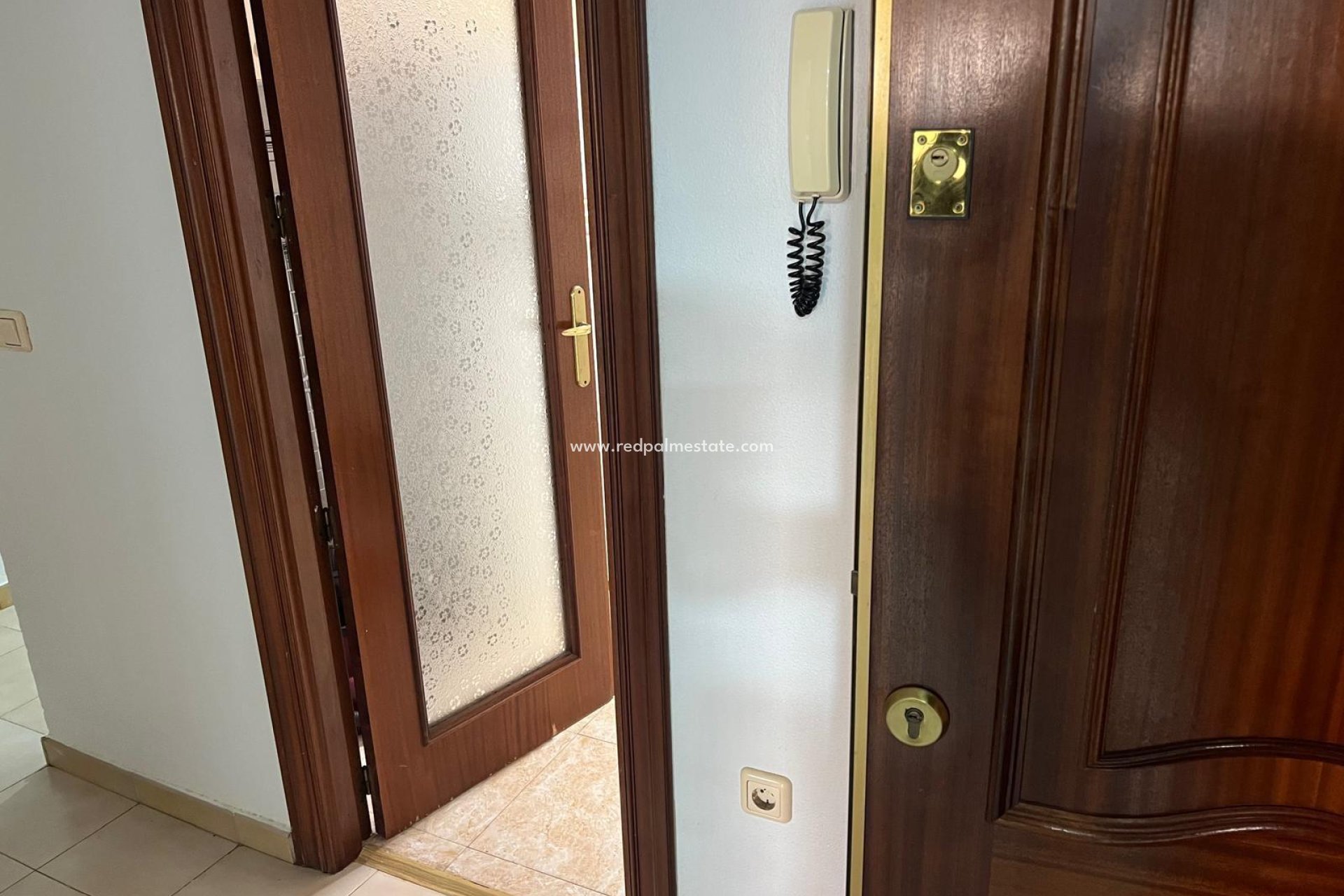 Reventa - Apartamento -
Torrevieja - Playa del Cura