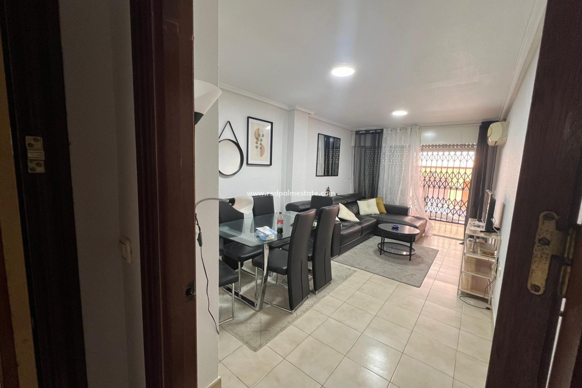 Reventa - Apartamento -
Torrevieja - Playa del Cura