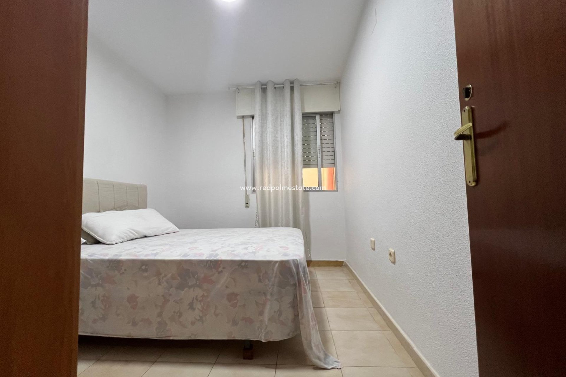 Reventa - Apartamento -
Torrevieja - Playa del Cura