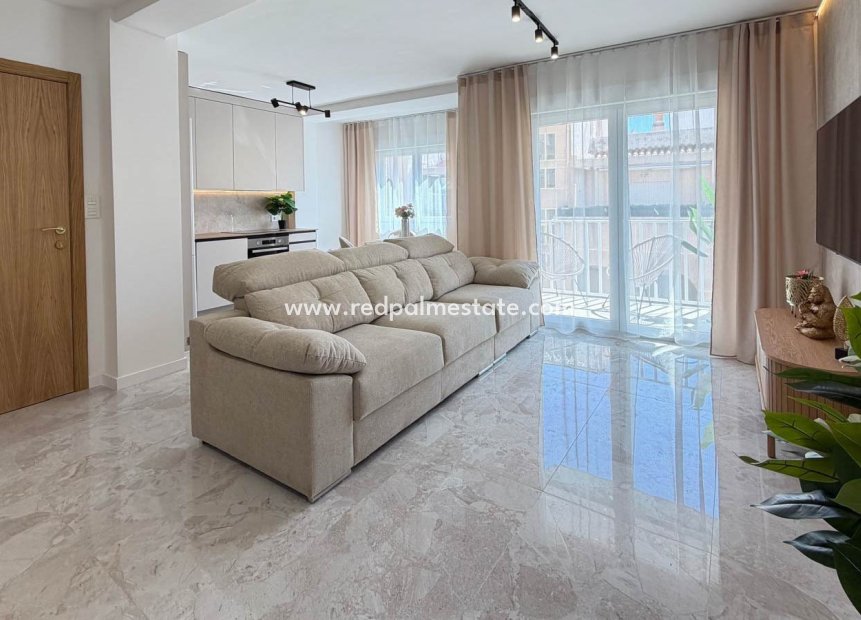 Reventa - Apartamento -
Torrevieja - Playa del Cura