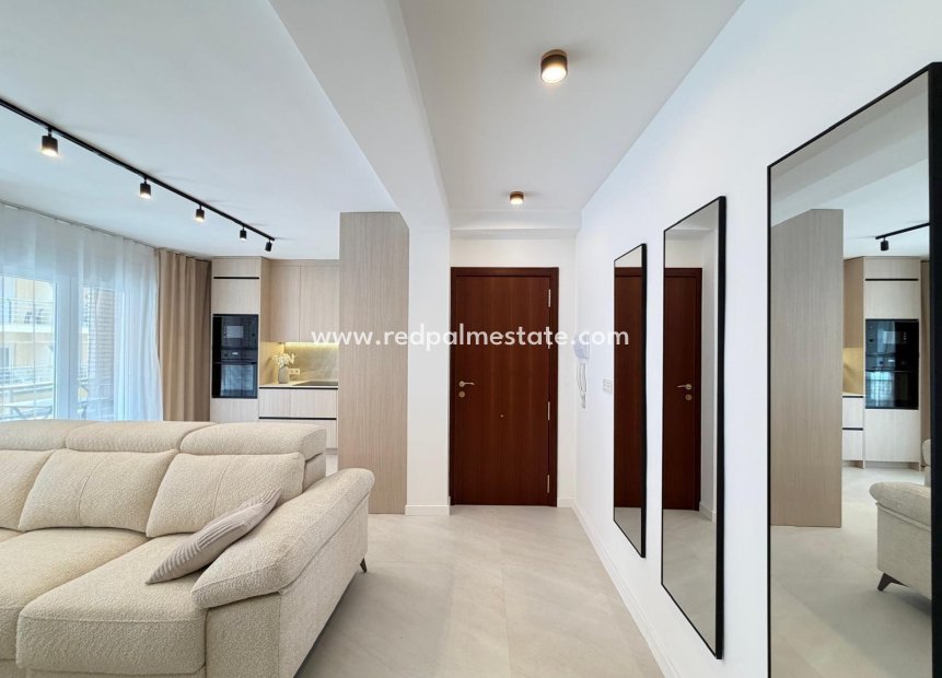 Reventa - Apartamento -
Torrevieja - Playa del Cura