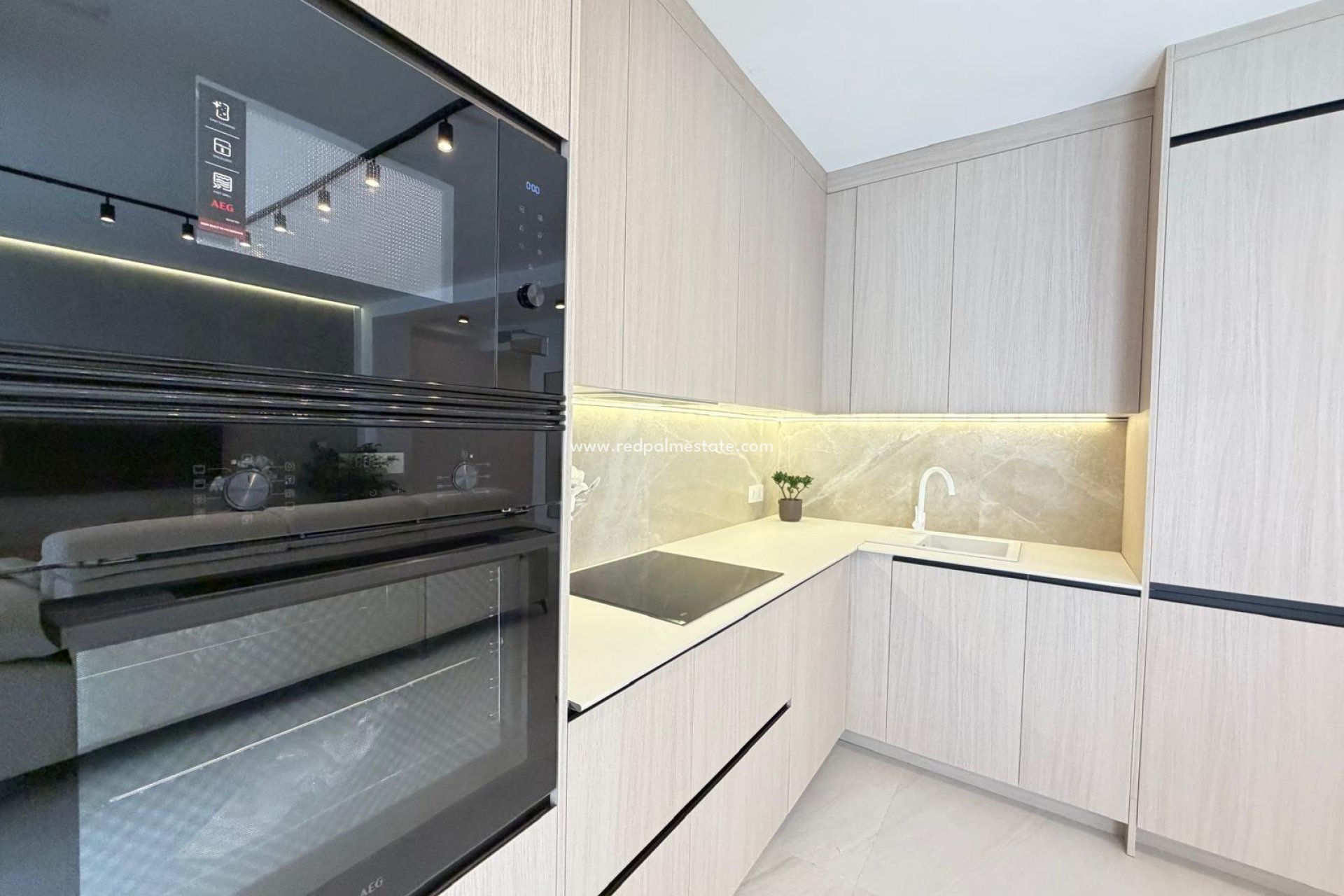 Reventa - Apartamento -
Torrevieja - Playa del Cura