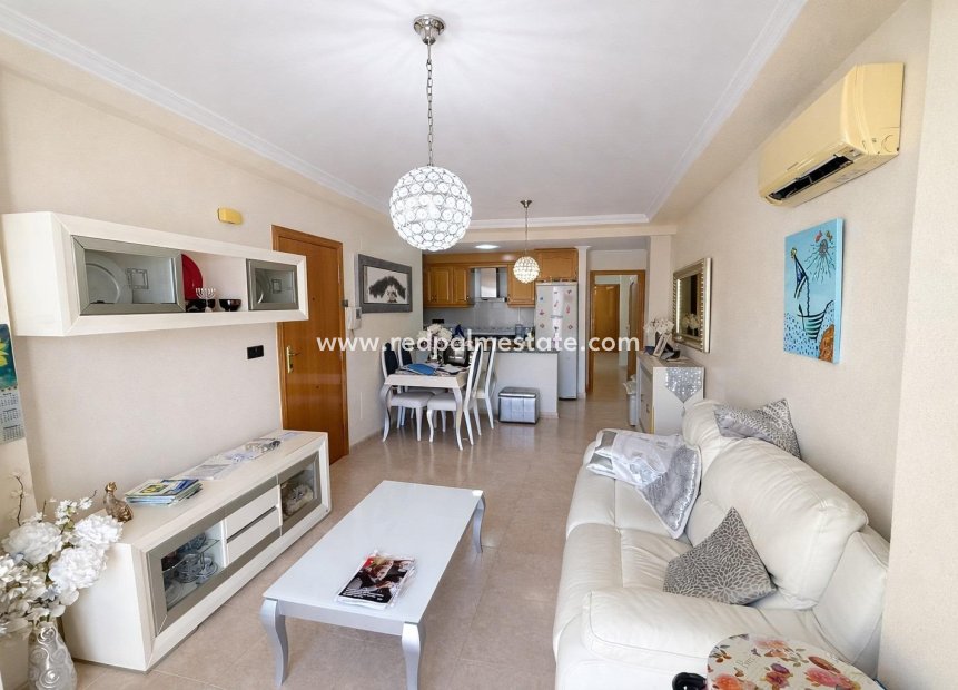 Reventa - Apartamento -
Torrevieja - Playa del Cura