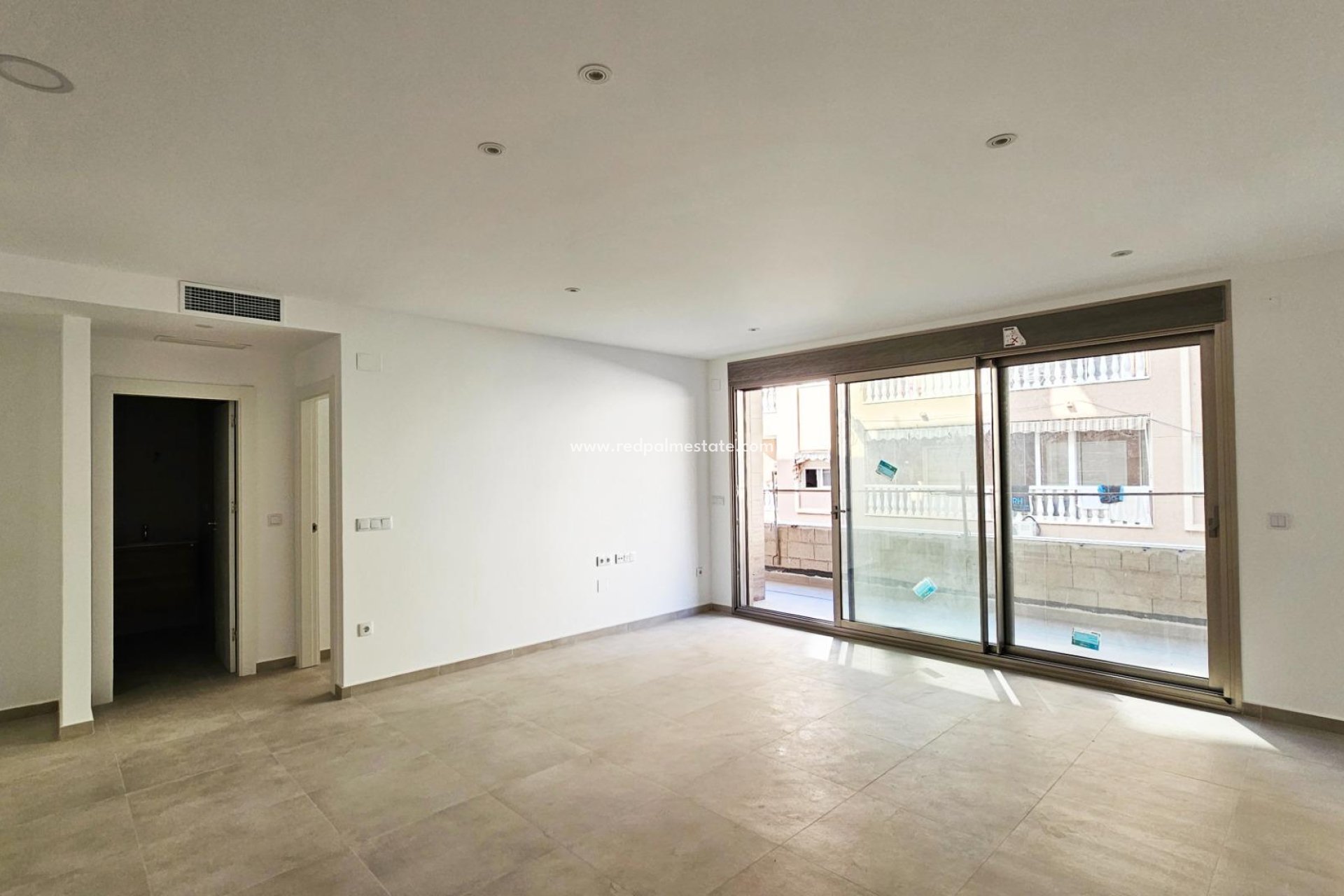 Reventa - Apartamento -
Torrevieja - Playa del Cura