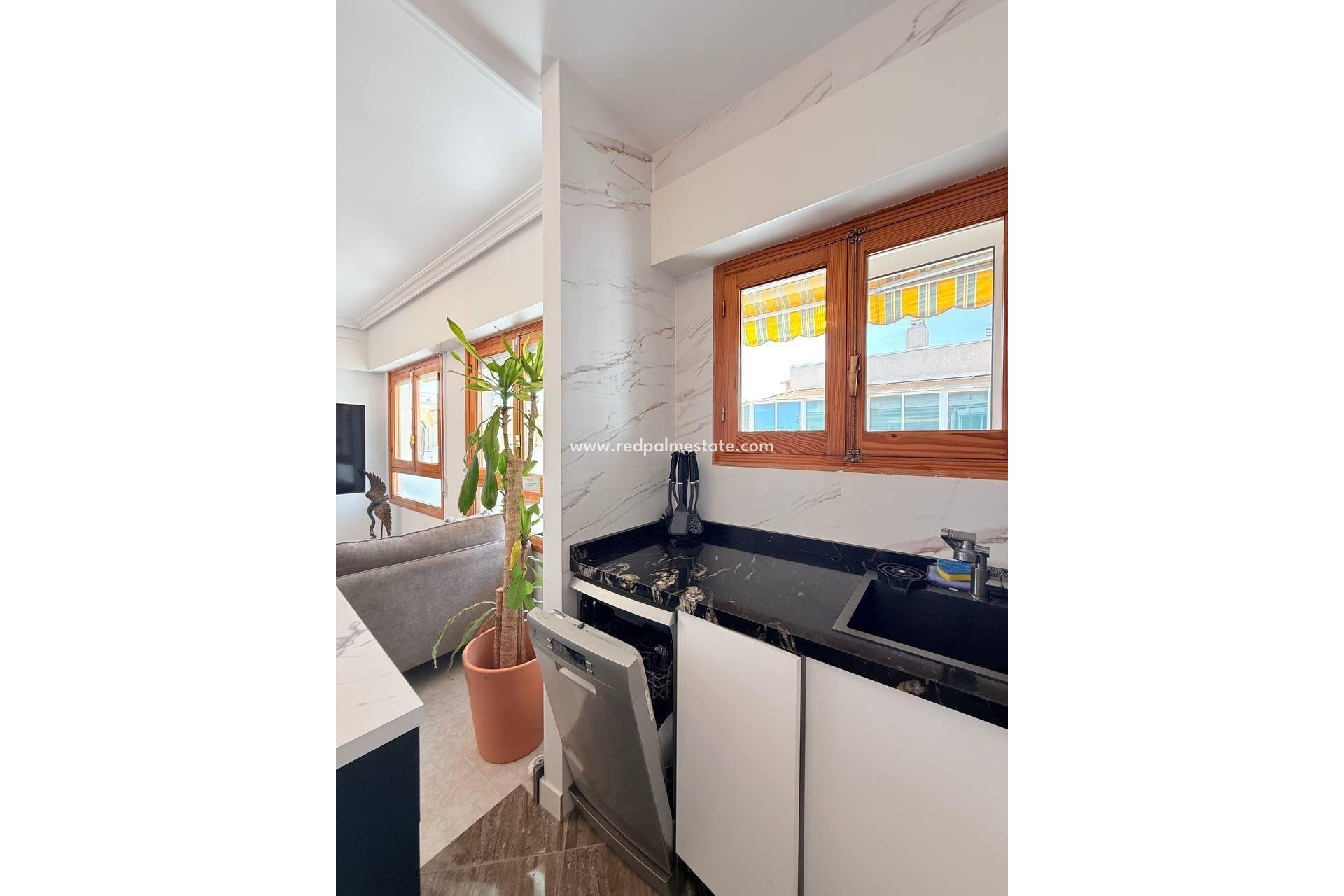 Reventa - Apartamento -
Torrevieja - Playa del Cura