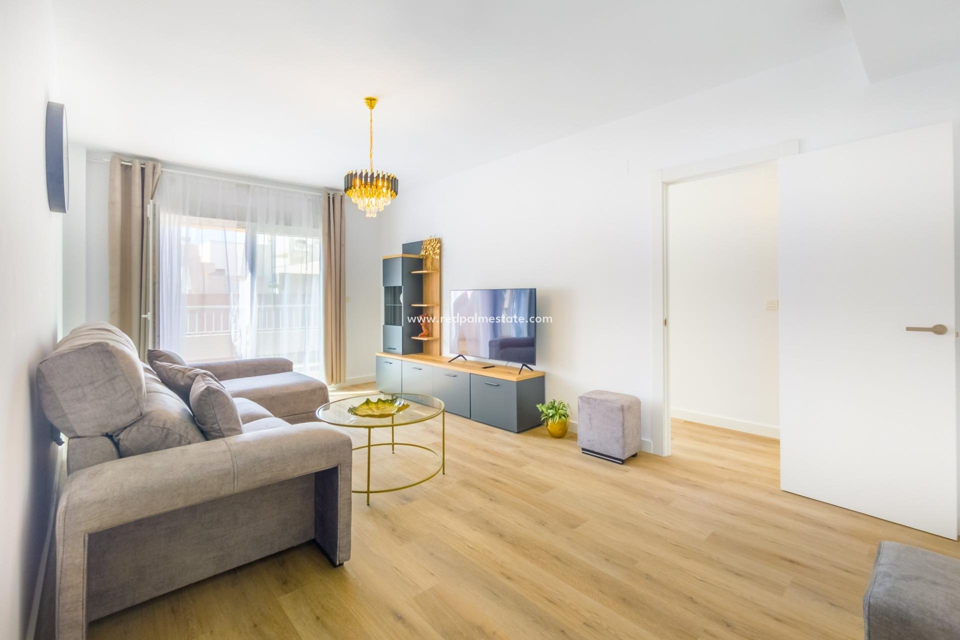 Reventa - Apartamento -
Torrevieja - Playa del Cura