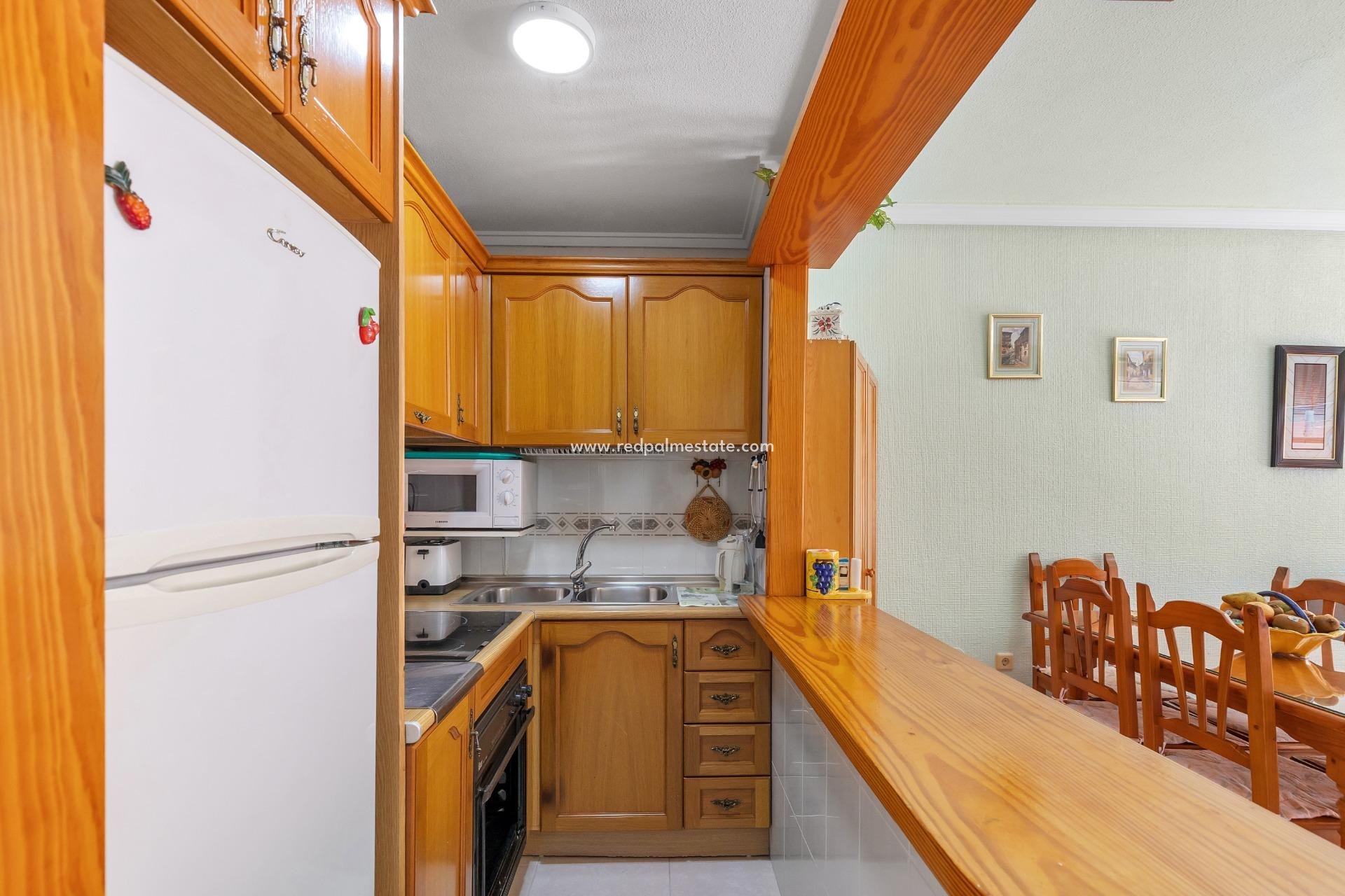 Reventa - Apartamento -
Torrevieja - Playa del Cura