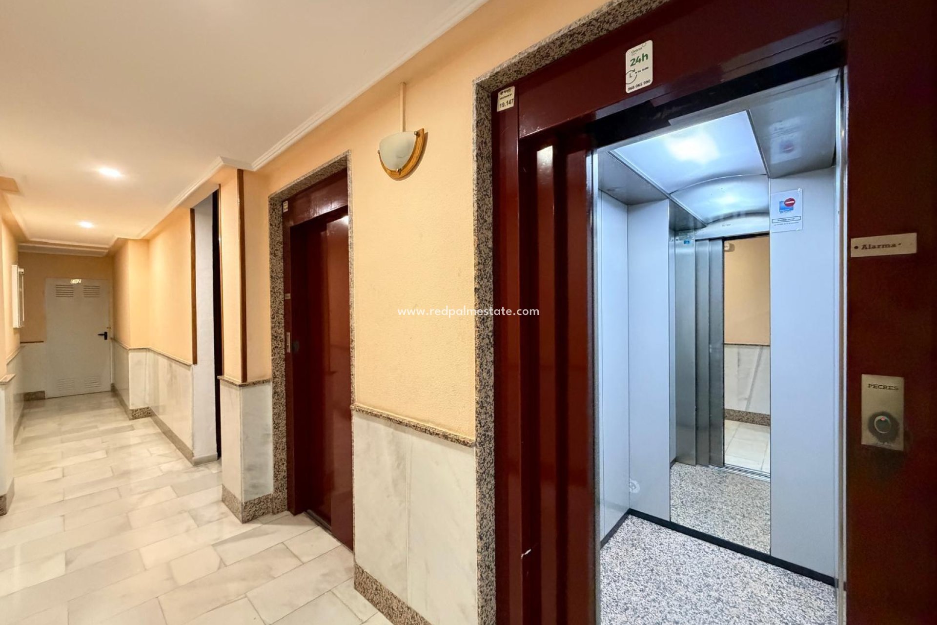 Reventa - Apartamento -
Torrevieja - Playa del Cura