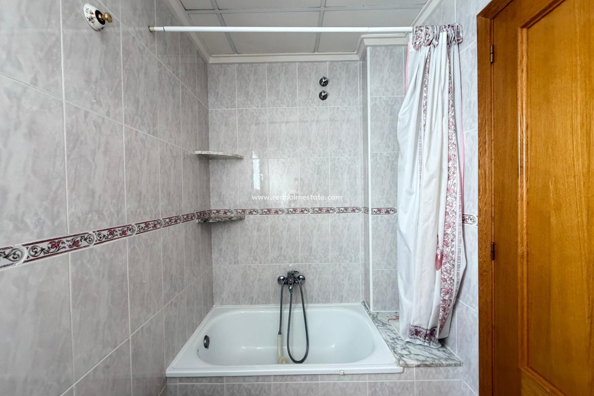 Reventa - Apartamento -
Torrevieja - Playa del Cura