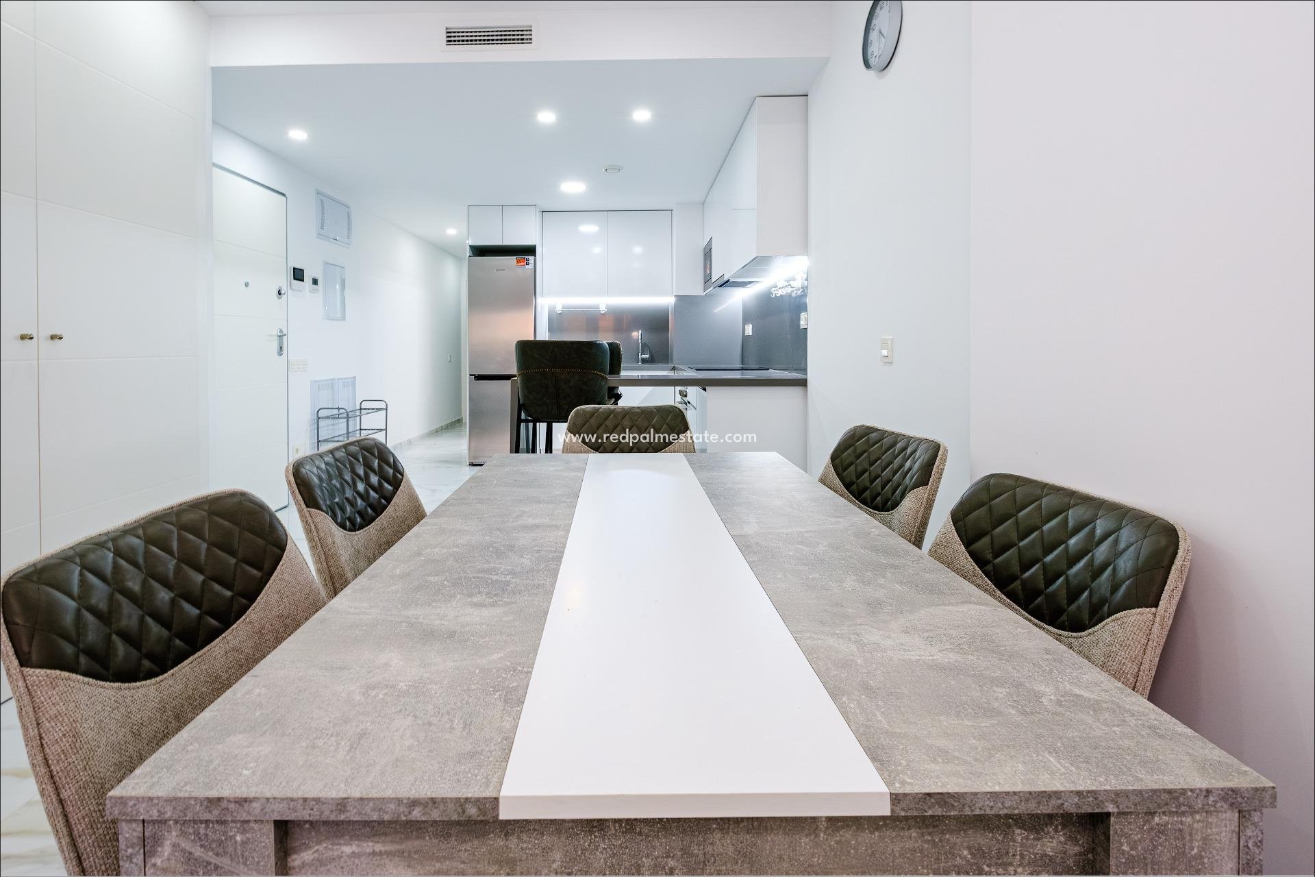 Reventa - Apartamento -
Torrevieja - Playa del Cura
