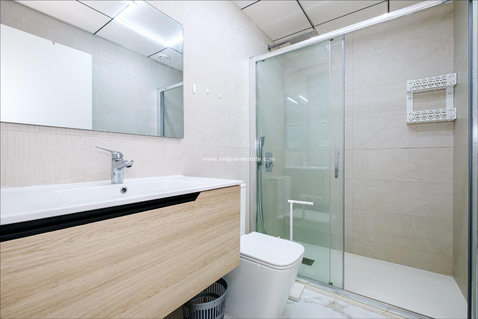 Reventa - Apartamento -
Torrevieja - Playa del Cura