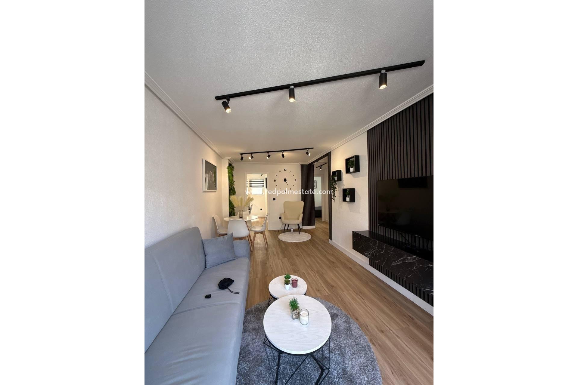 Reventa - Apartamento -
Torrevieja - Playa del Cura