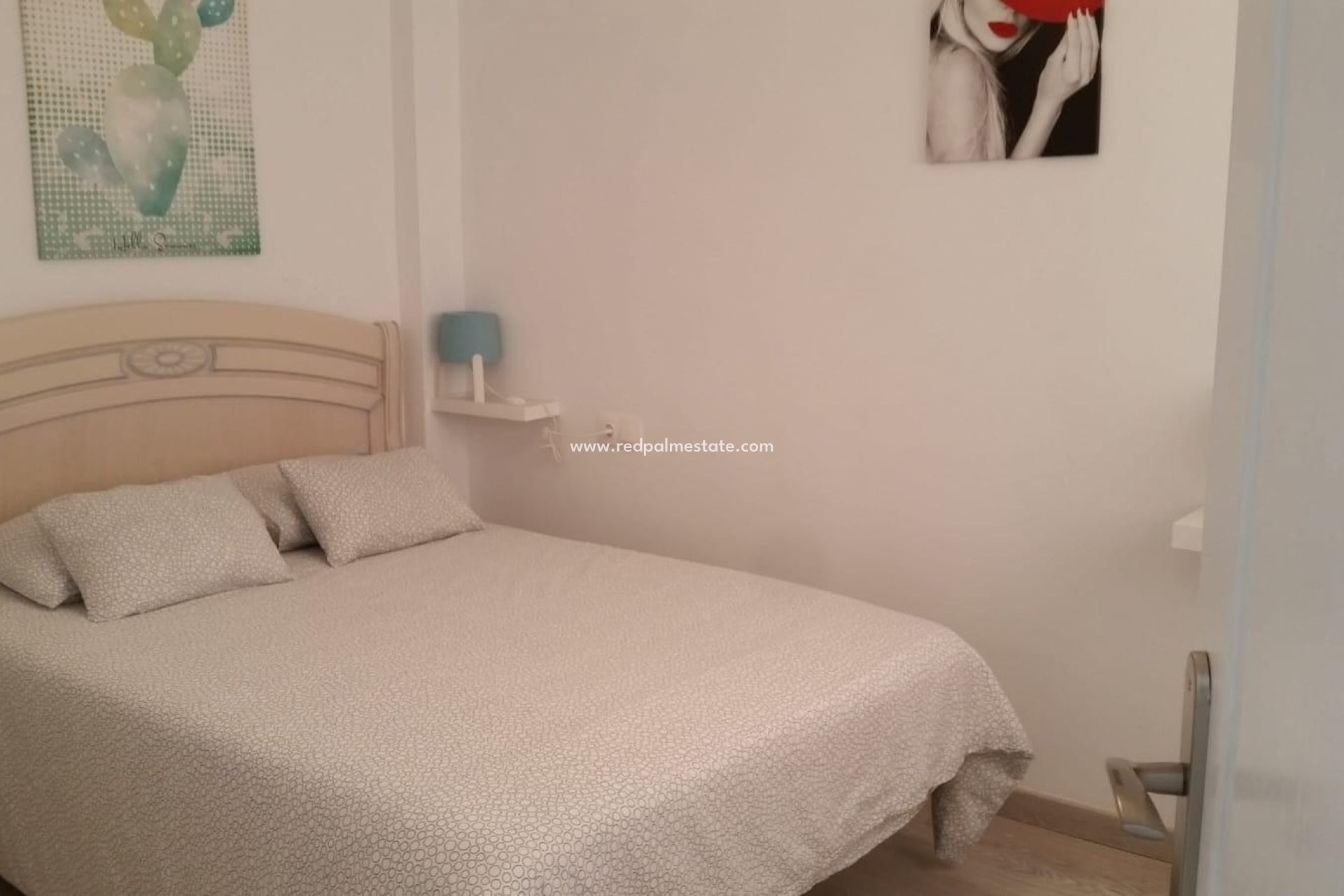 Reventa - Apartamento -
Torrevieja - Playa del Cura