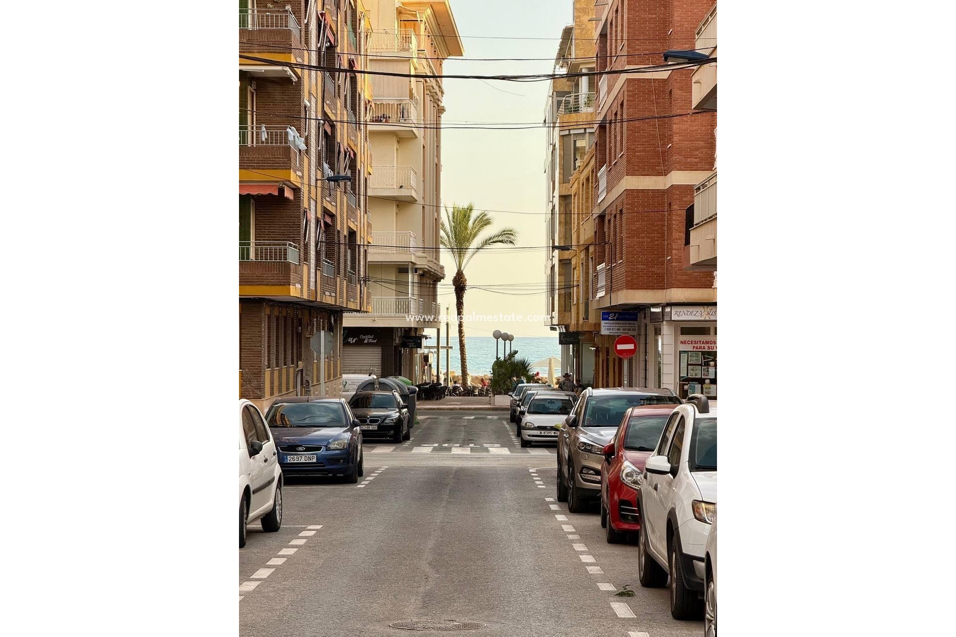 Reventa - Apartamento -
Torrevieja - Playa del Cura