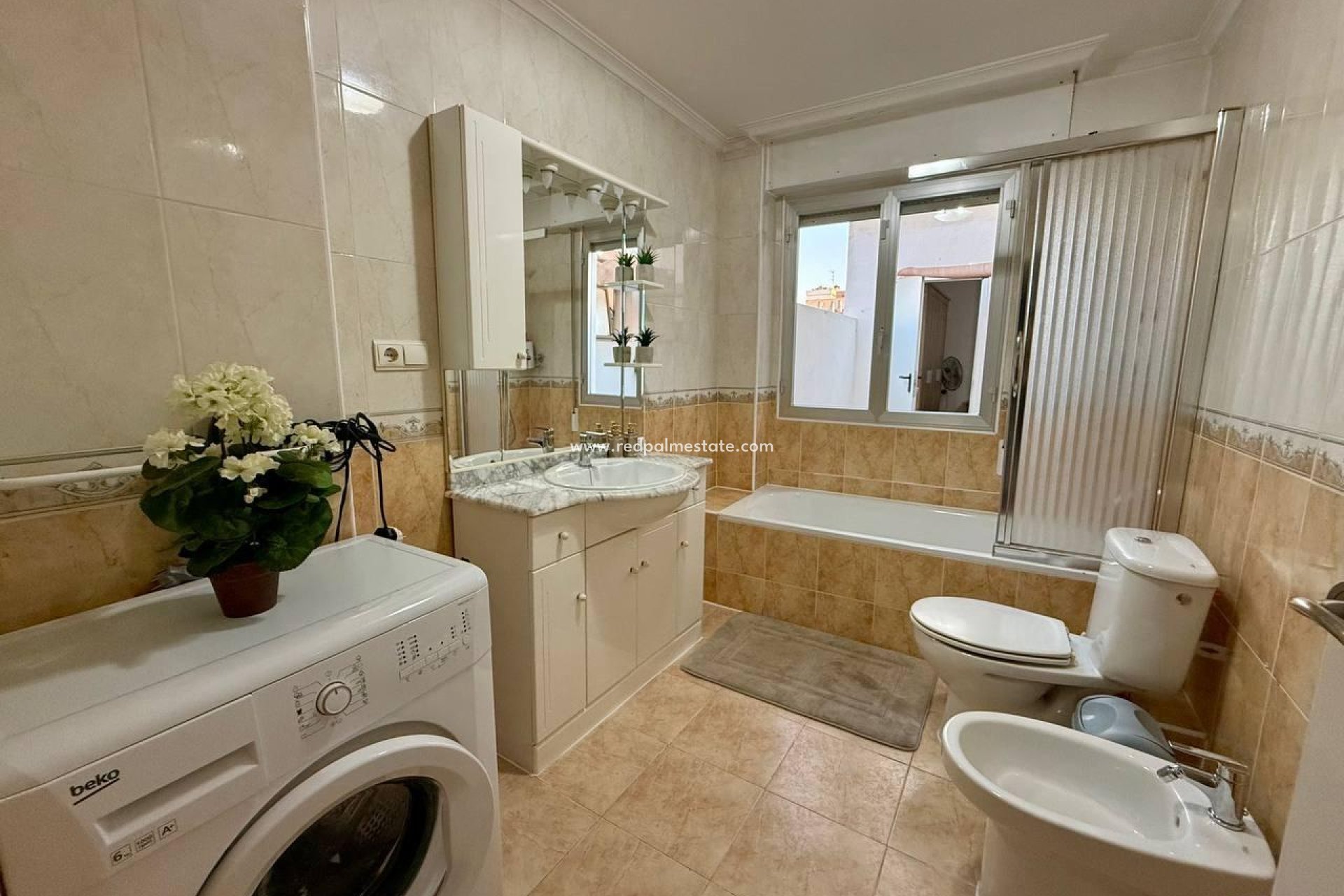 Reventa - Apartamento -
Torrevieja - Playa del Cura