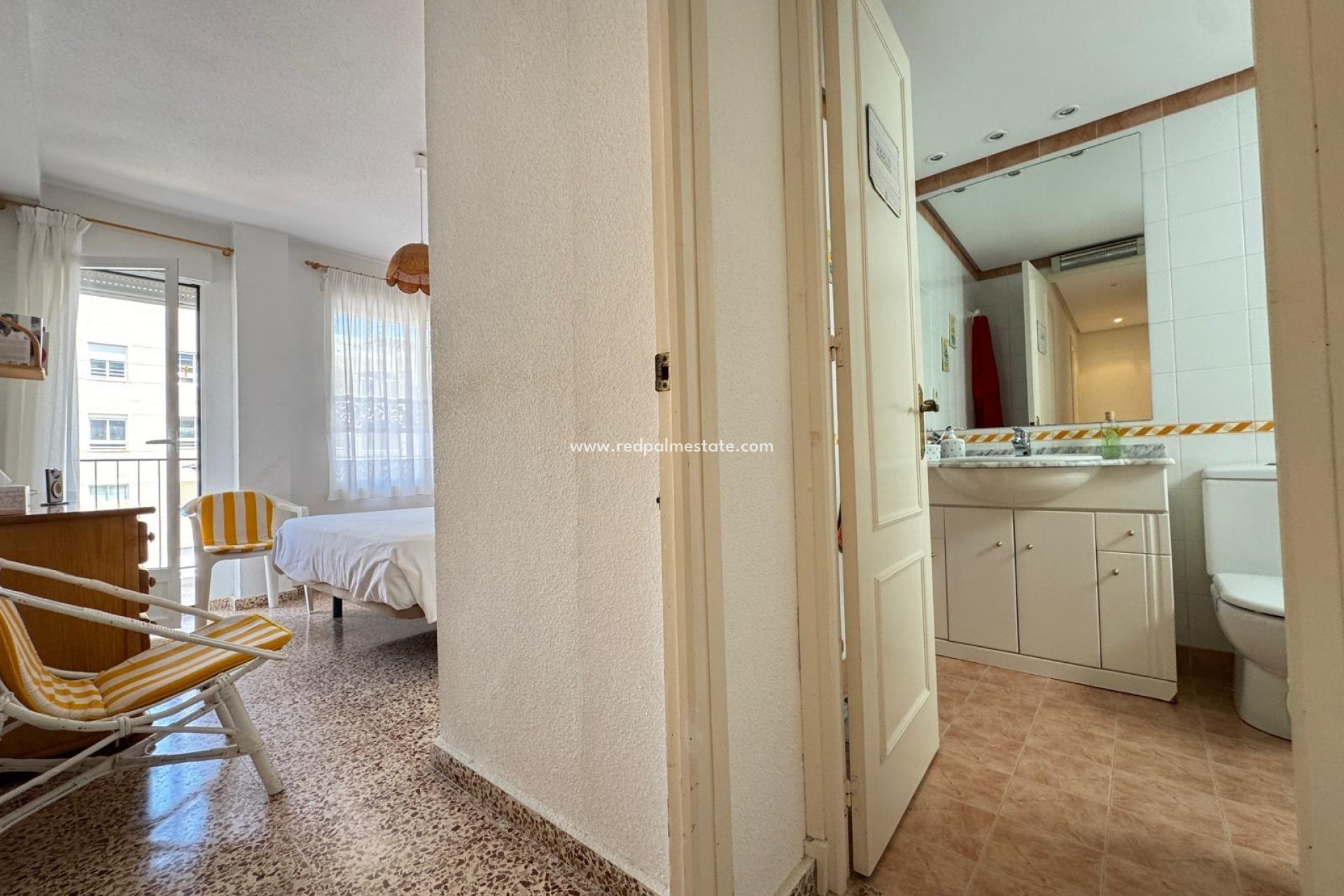 Reventa - Apartamento -
Torrevieja - Playa del Cura