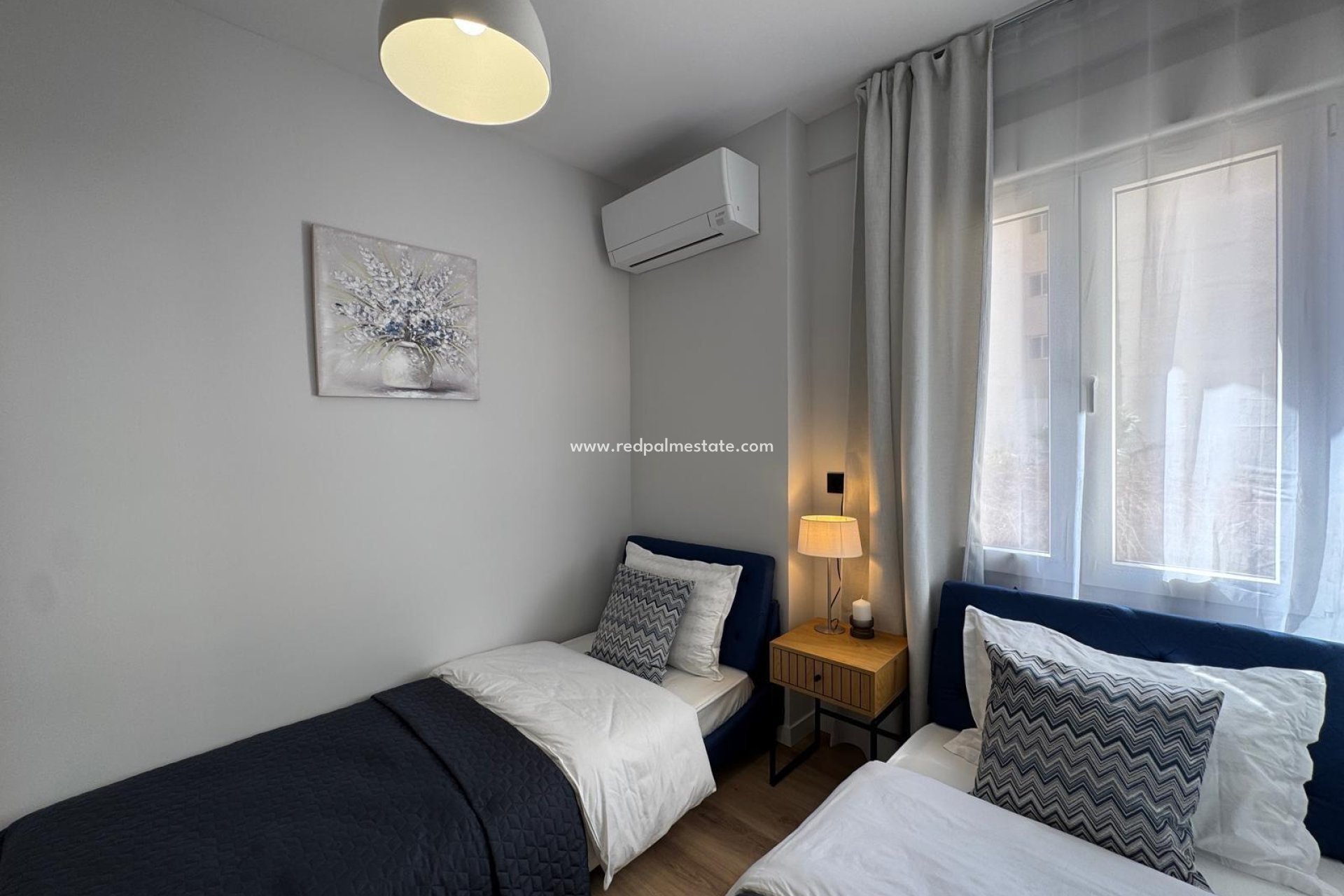 Reventa - Apartamento -
Torrevieja - Playa del Cura