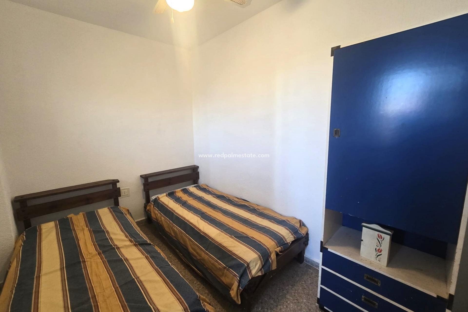 Reventa - Apartamento -
Torrevieja - Puerto Deportivo Marina Salinas