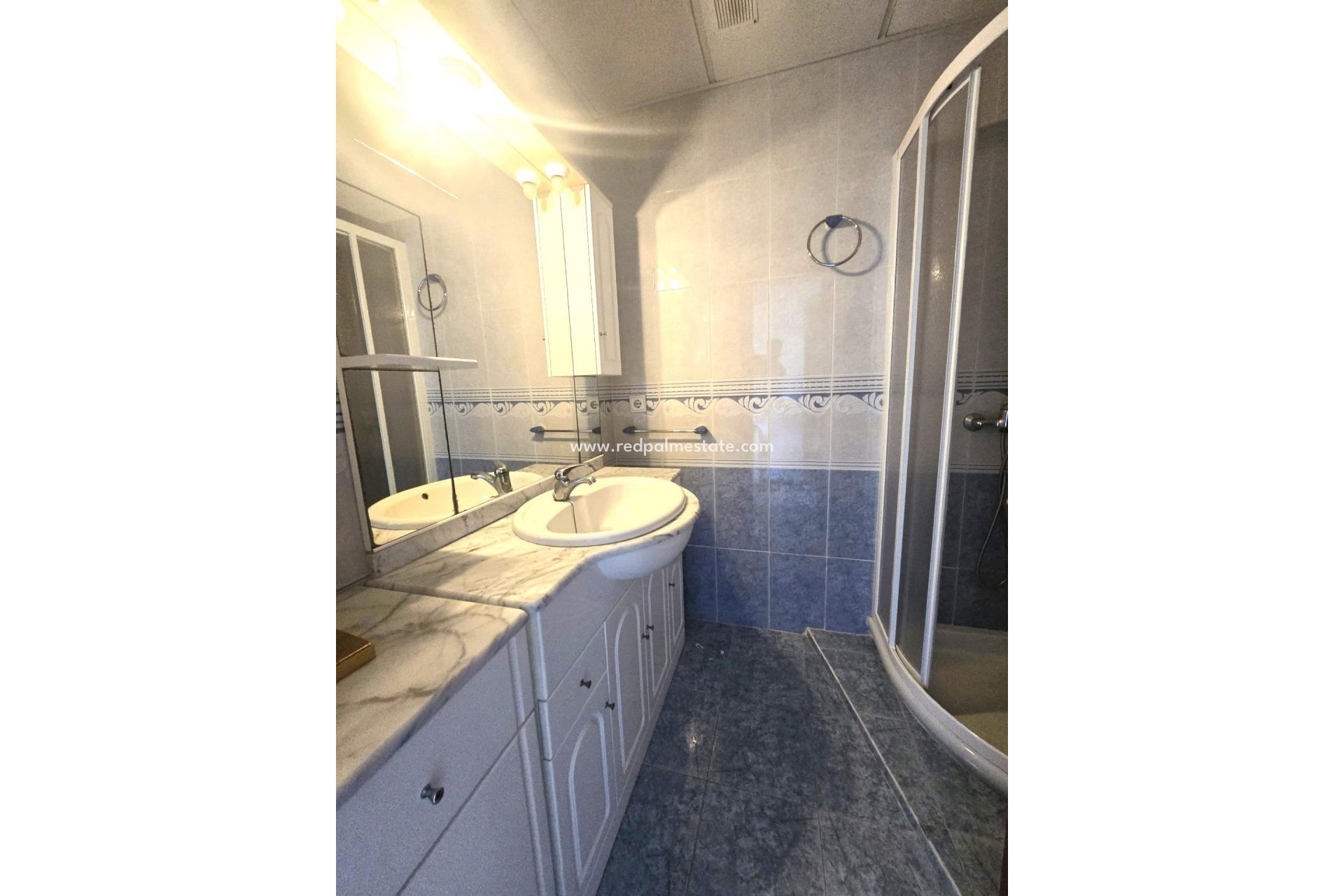 Reventa - Apartamento -
Torrevieja - Puerto Deportivo Marina Salinas