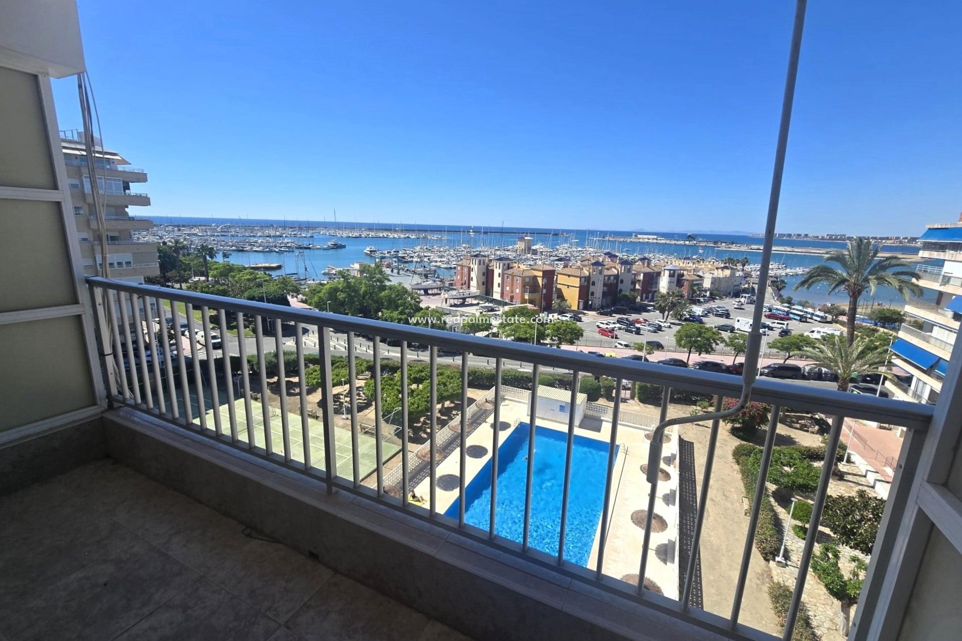 Reventa - Apartamento -
Torrevieja - Puerto Deportivo Marina Salinas